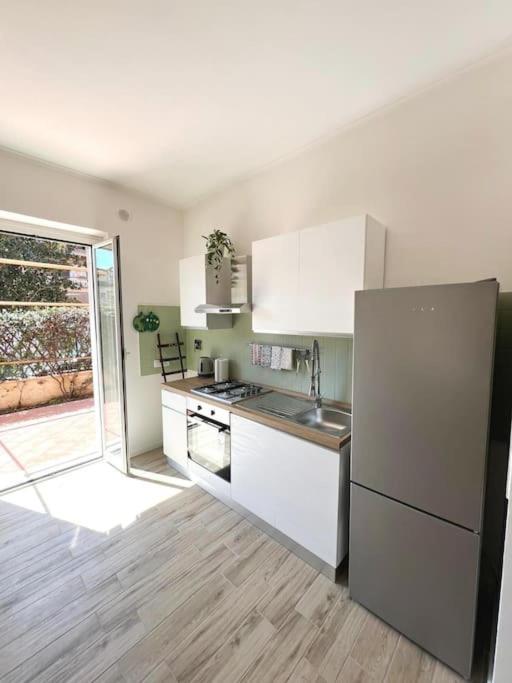 Delizioso A 5 Minuti Dalla Metro A Apartamento Roma