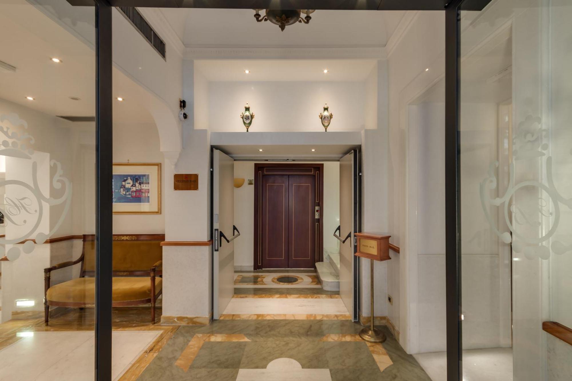 Hotel Borromeo 3*