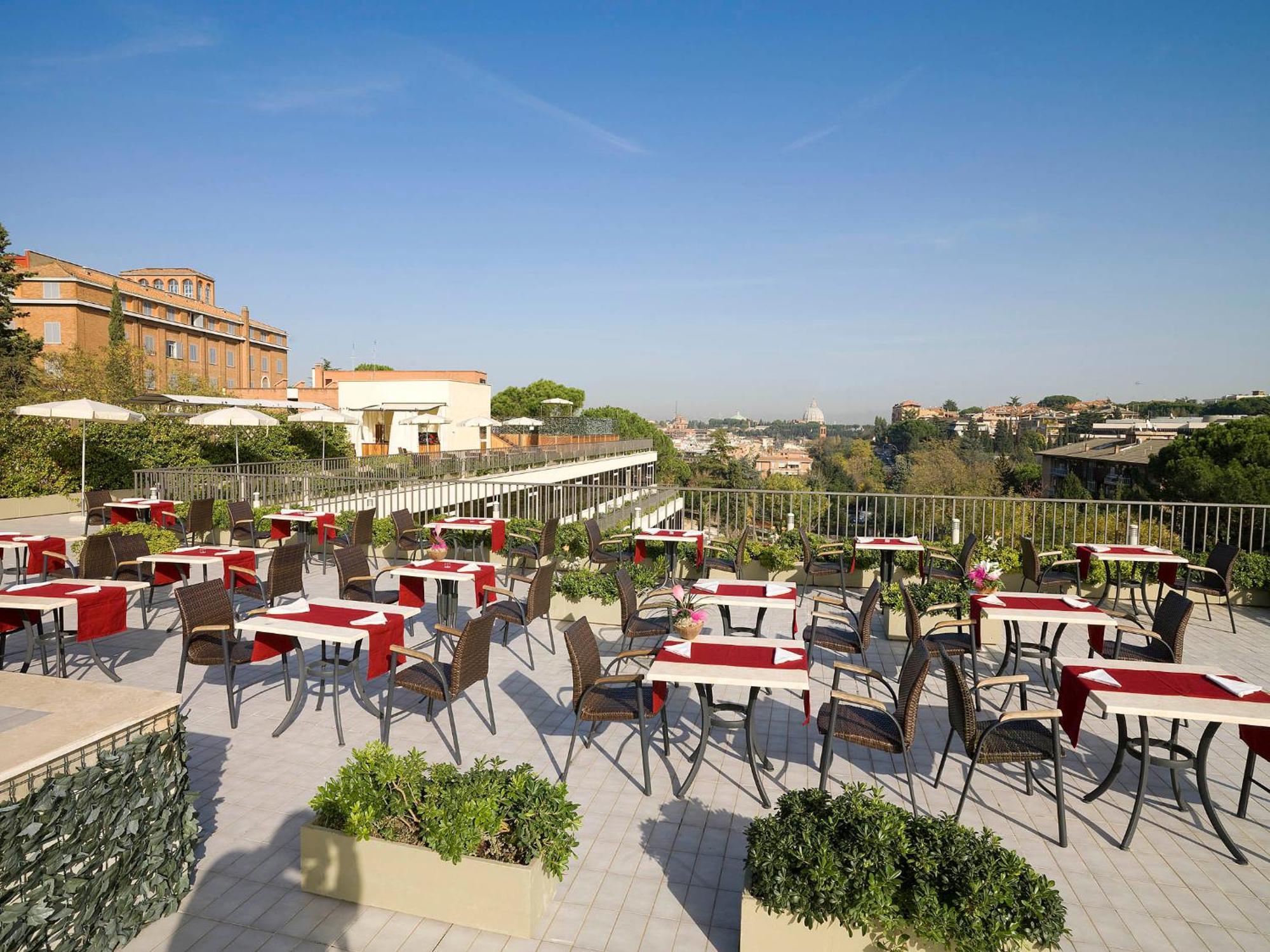 Hotel Cardinal St. Peter 4*