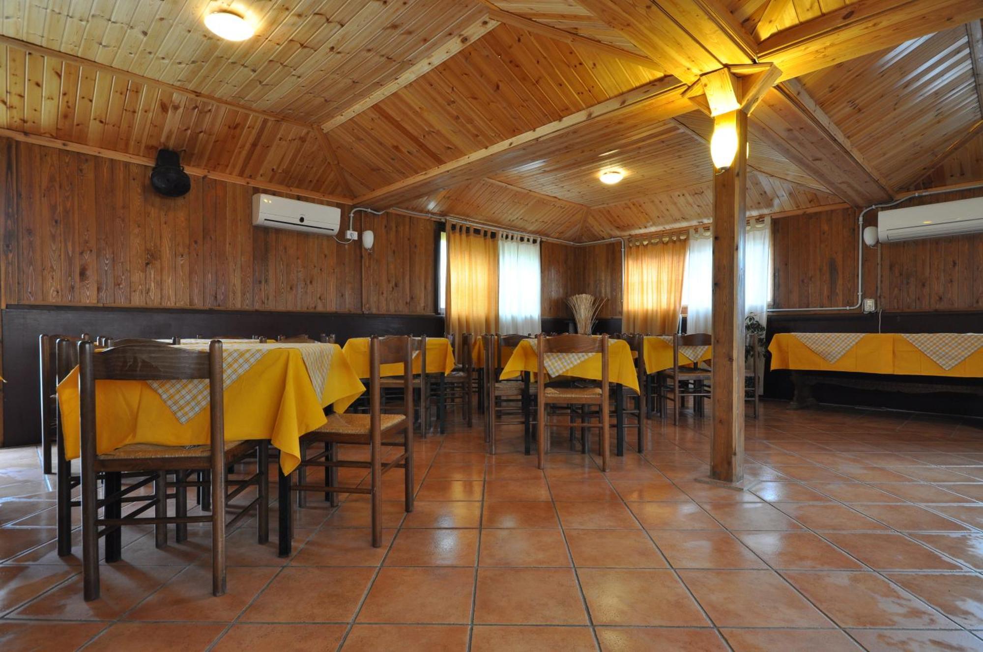Gjestgiverier Casale De Santis