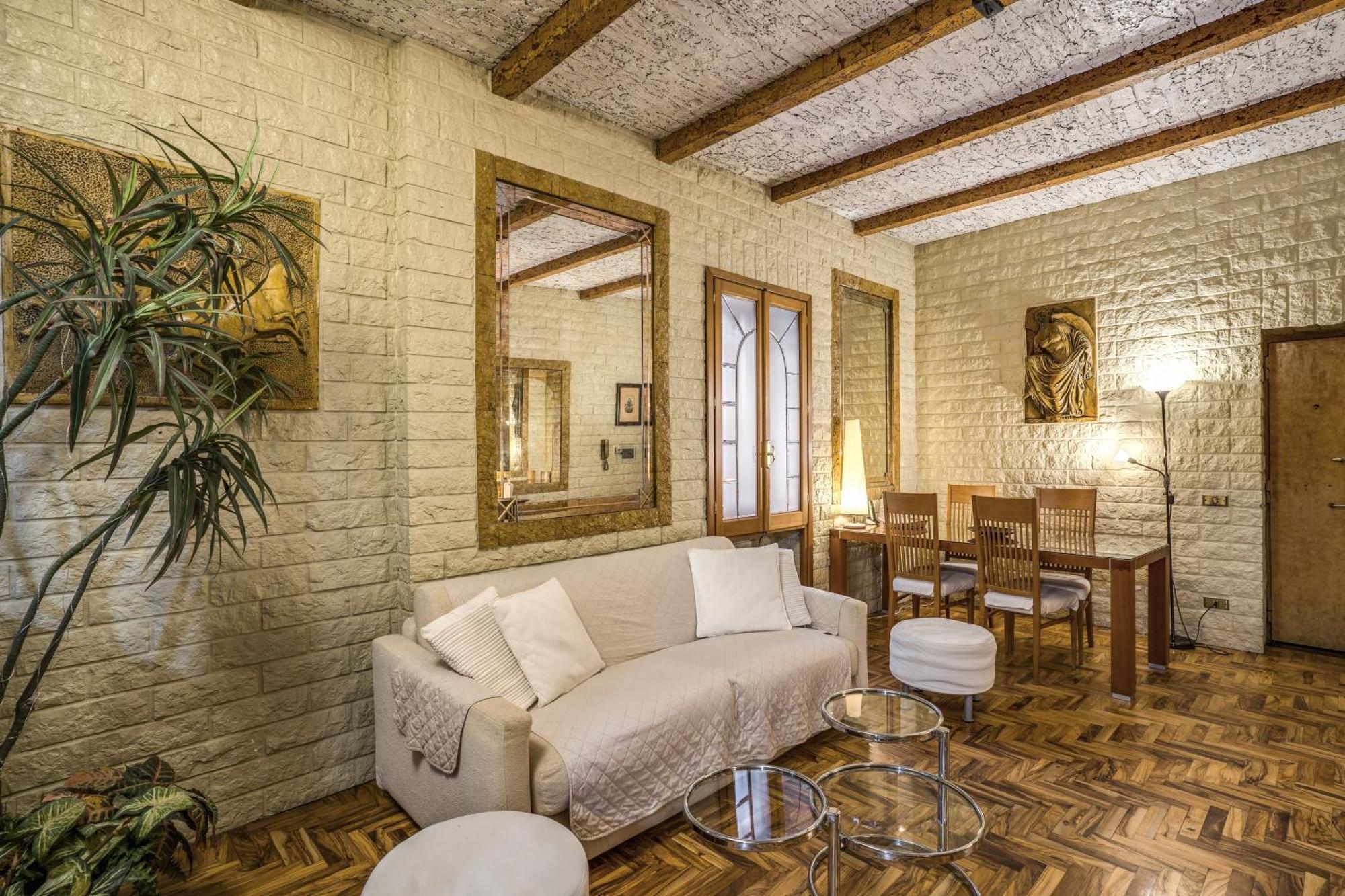 Apartment Fontana Di Trevi Charming Rome