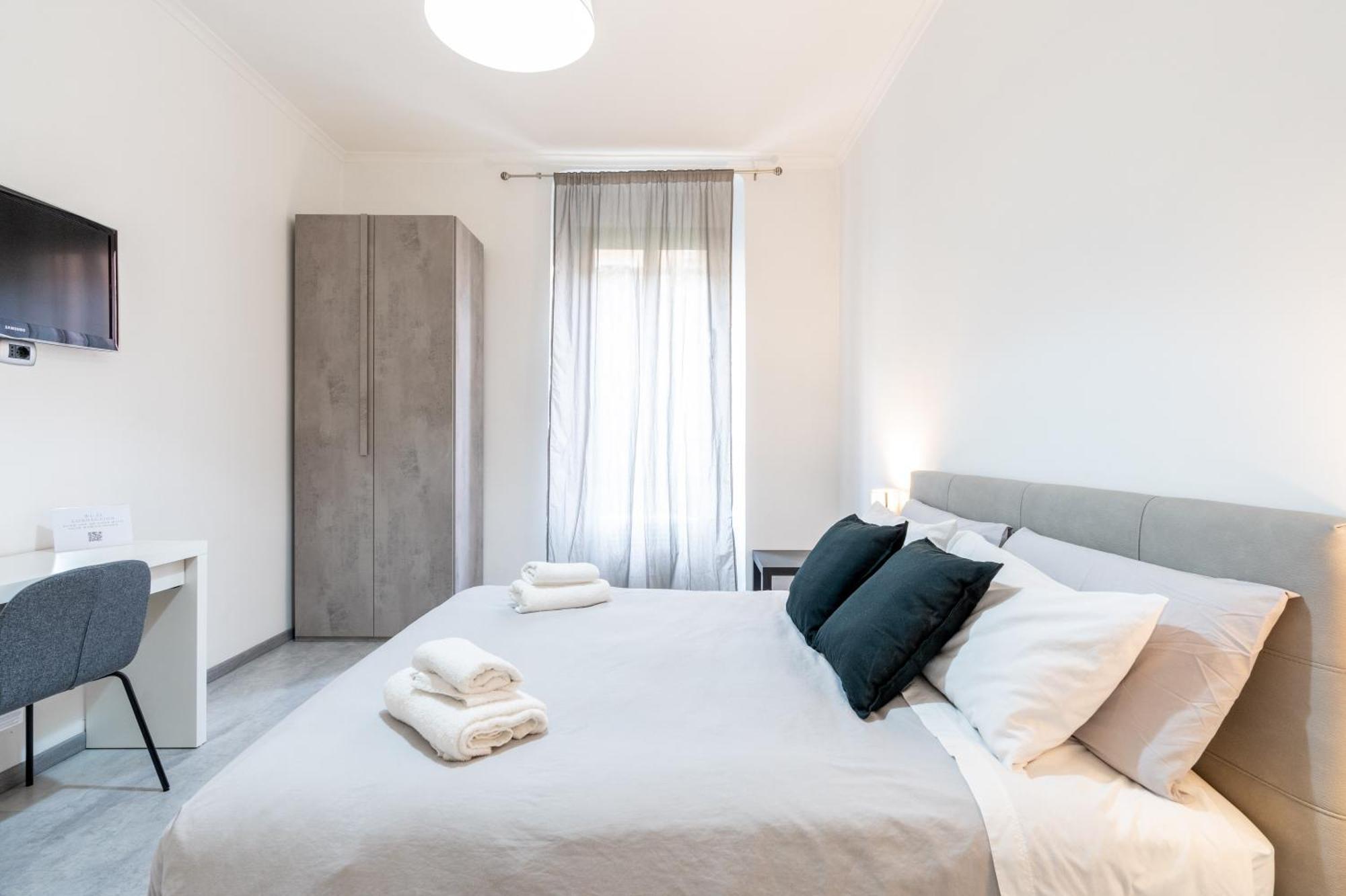Amazing Near To Colosseo And Subway