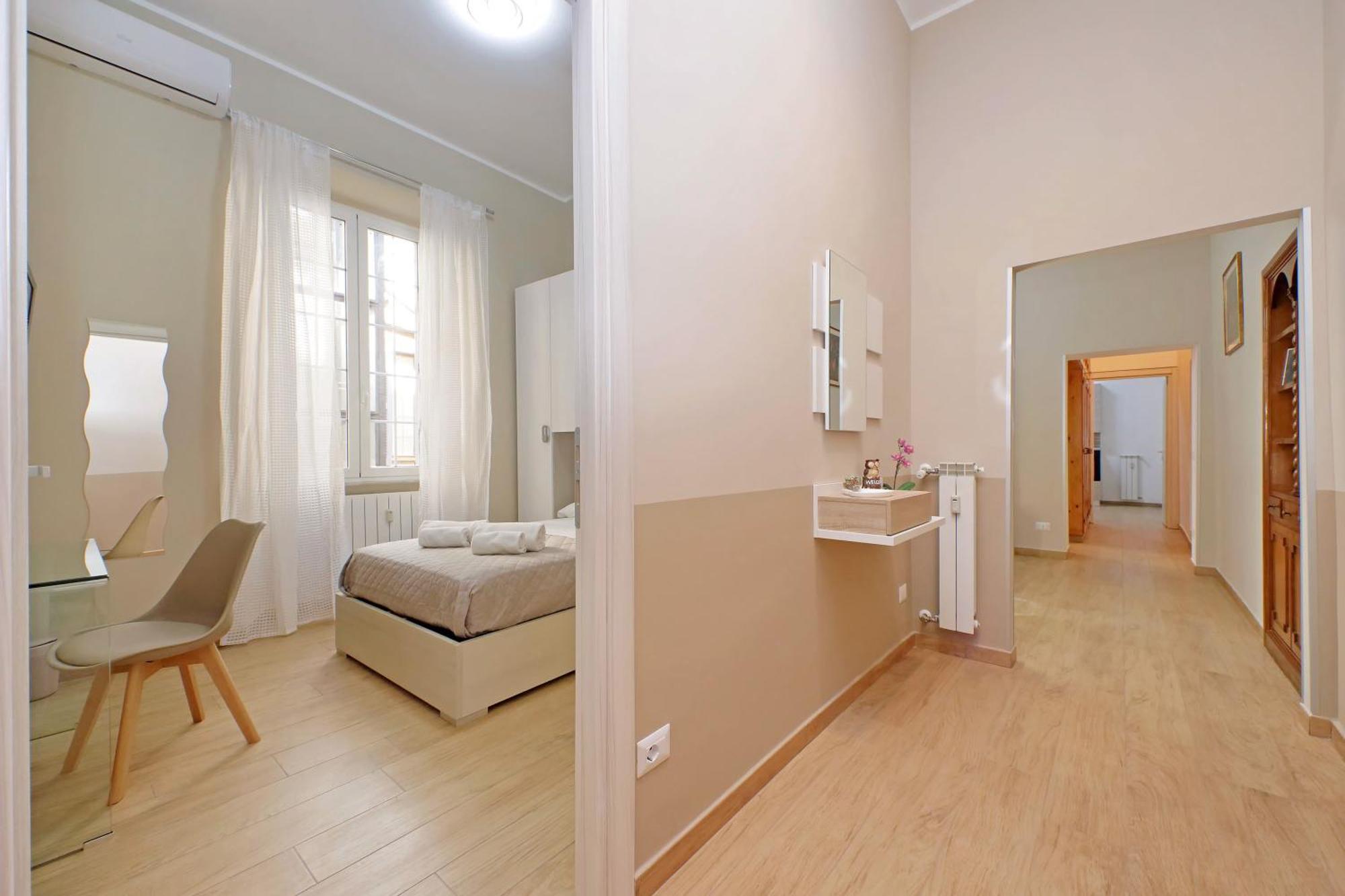 Julius House Rom