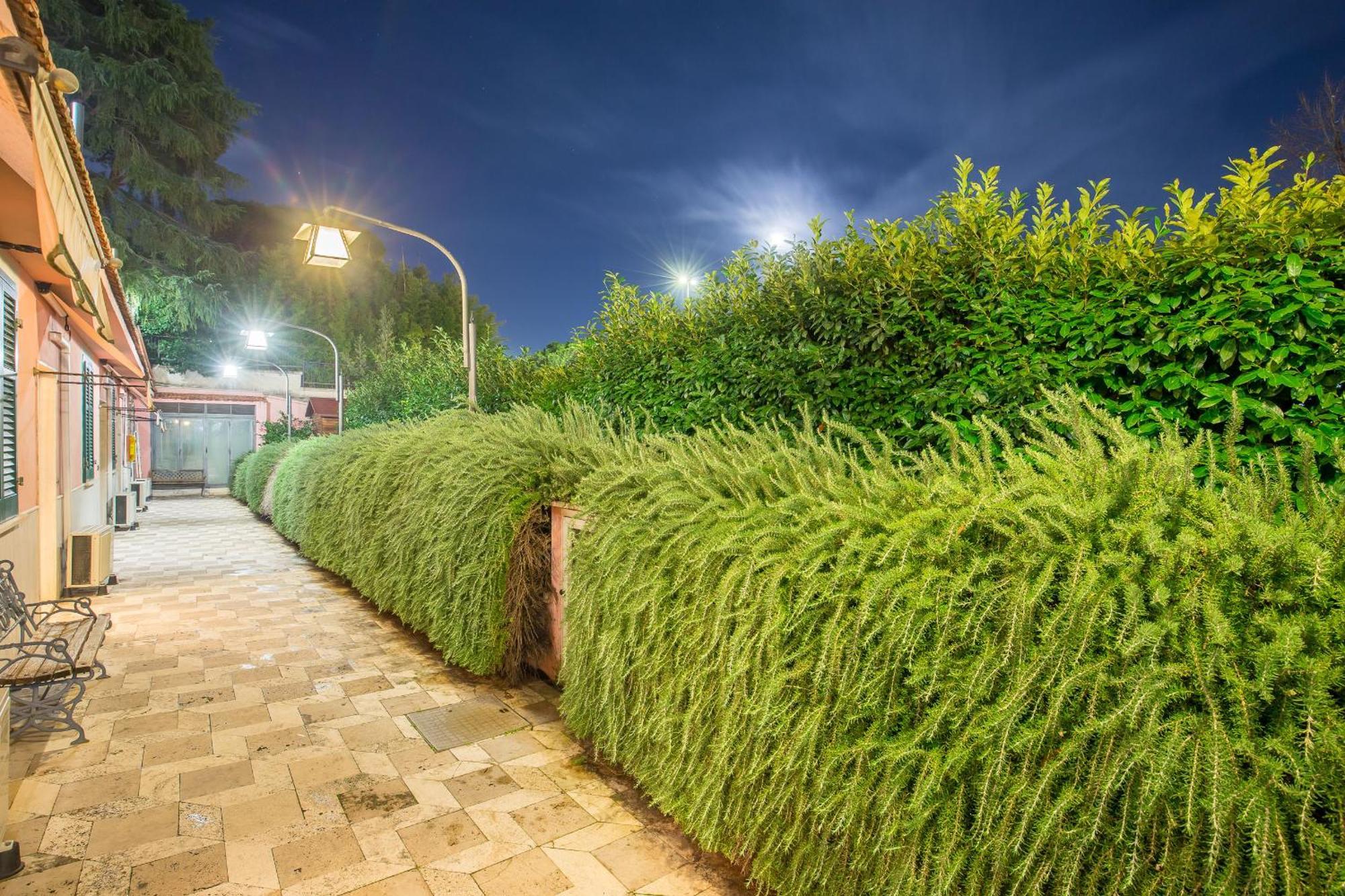 Arco Di Travertino Hotel Roma