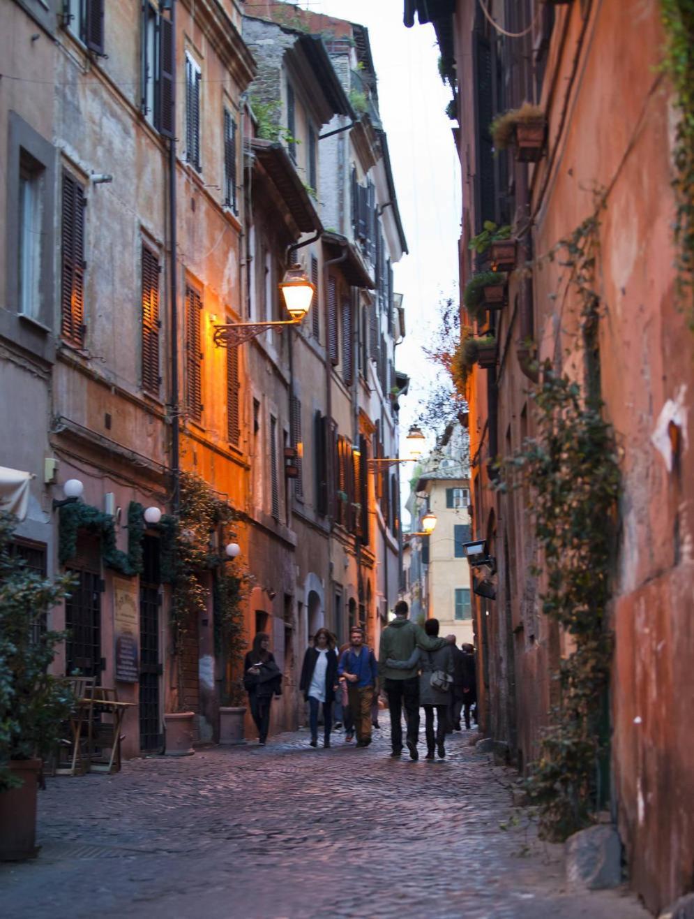 Bed & Breakfast Ventisei Scalini A Trastevere Rome