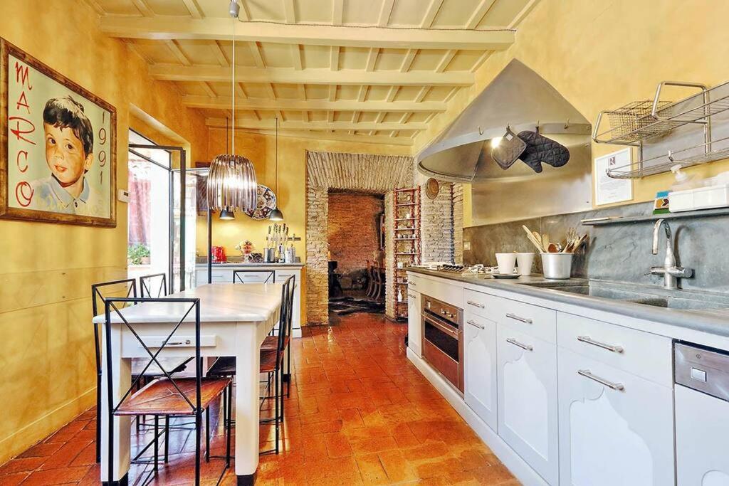 Spectacular Luxury Flat In Trastevere Roma
