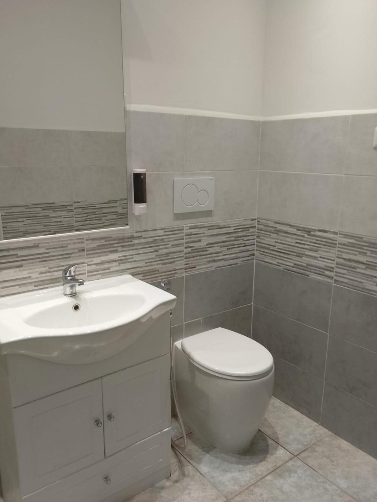 Apartment Domus Dora *