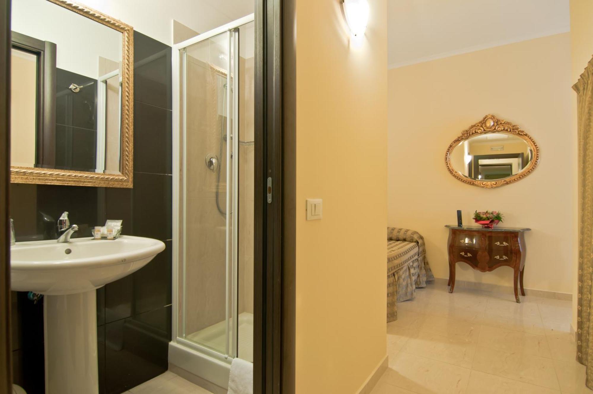 Regina Giovanna Hotel