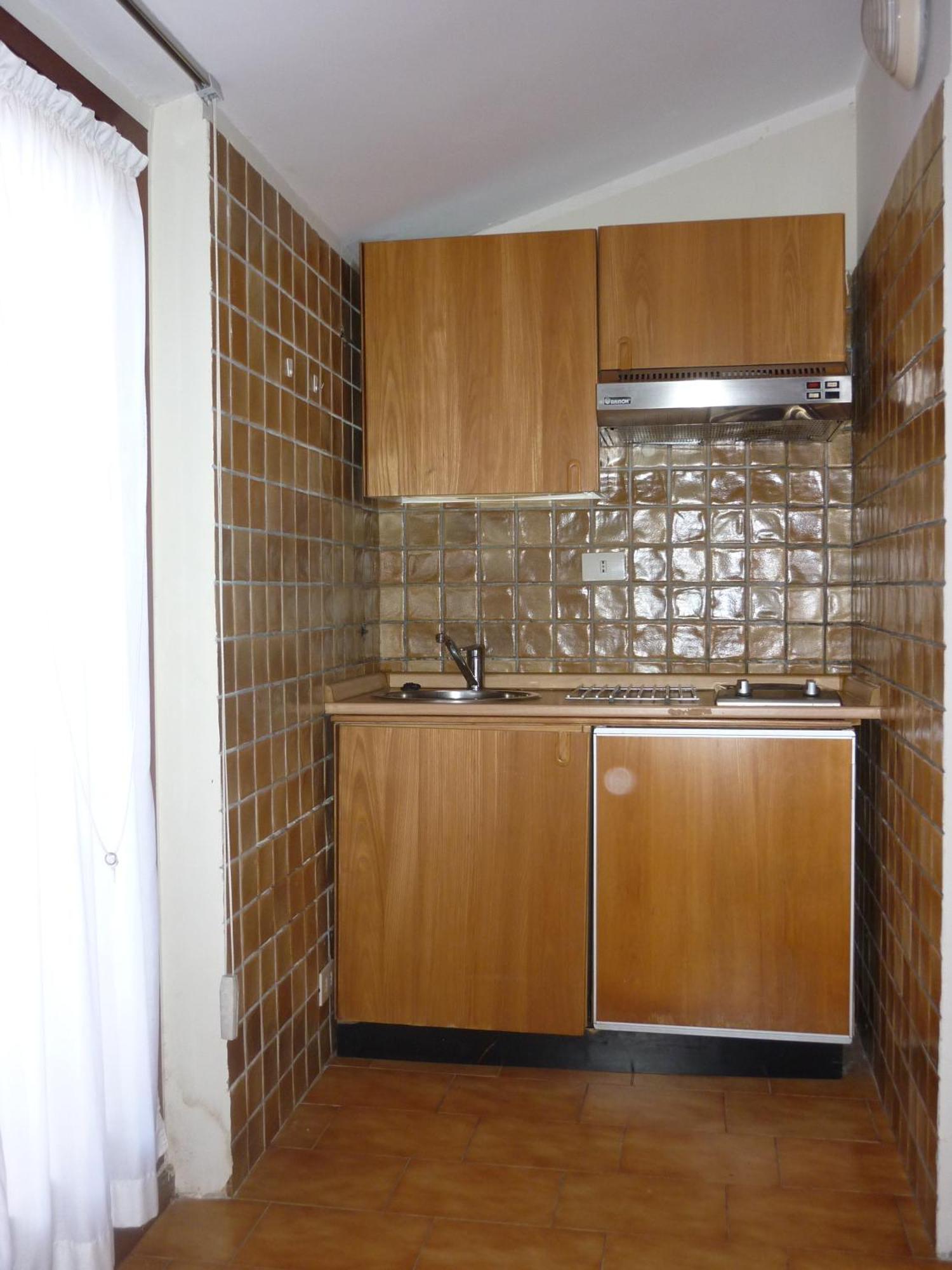Eur Nir Apartahotel