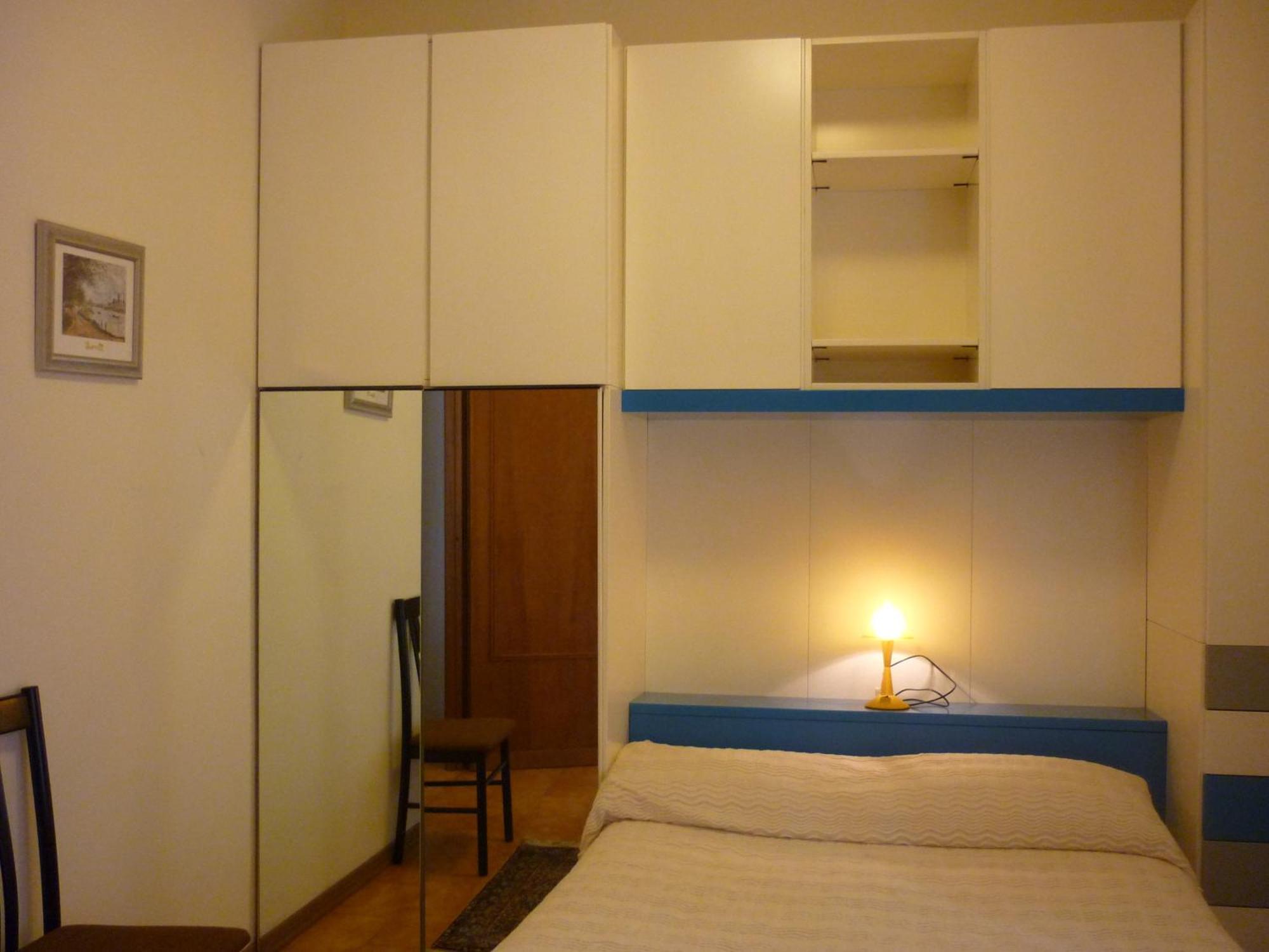 Eur Nir Apartahotel