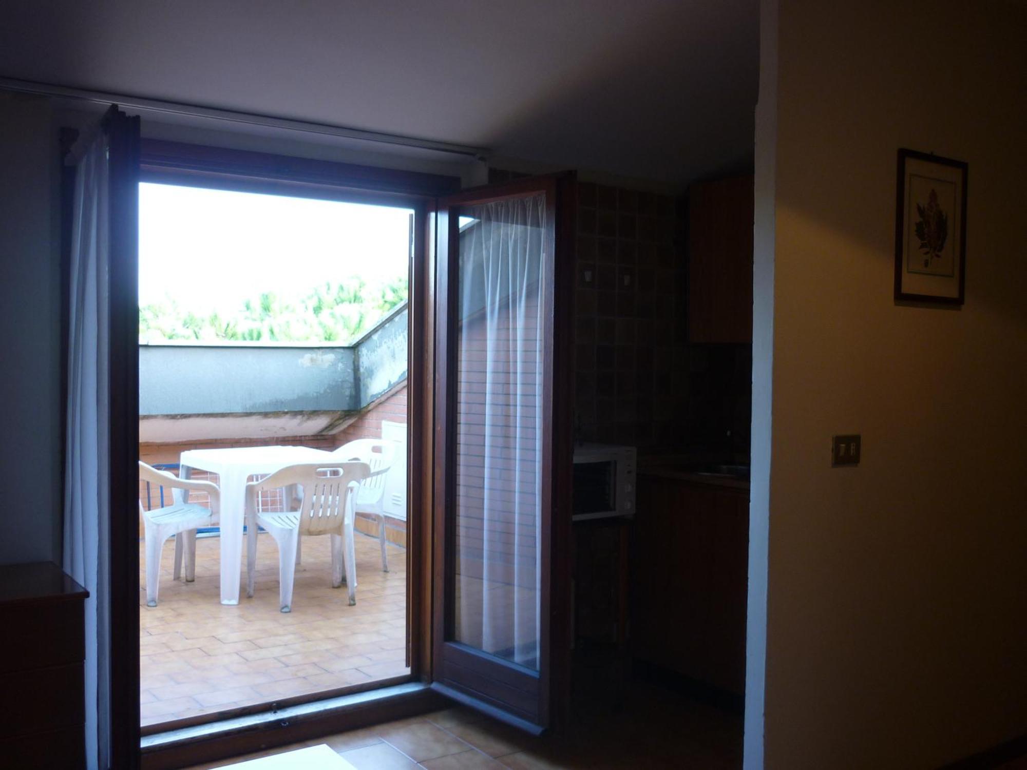 Eur Nir Apartahotel 3*
