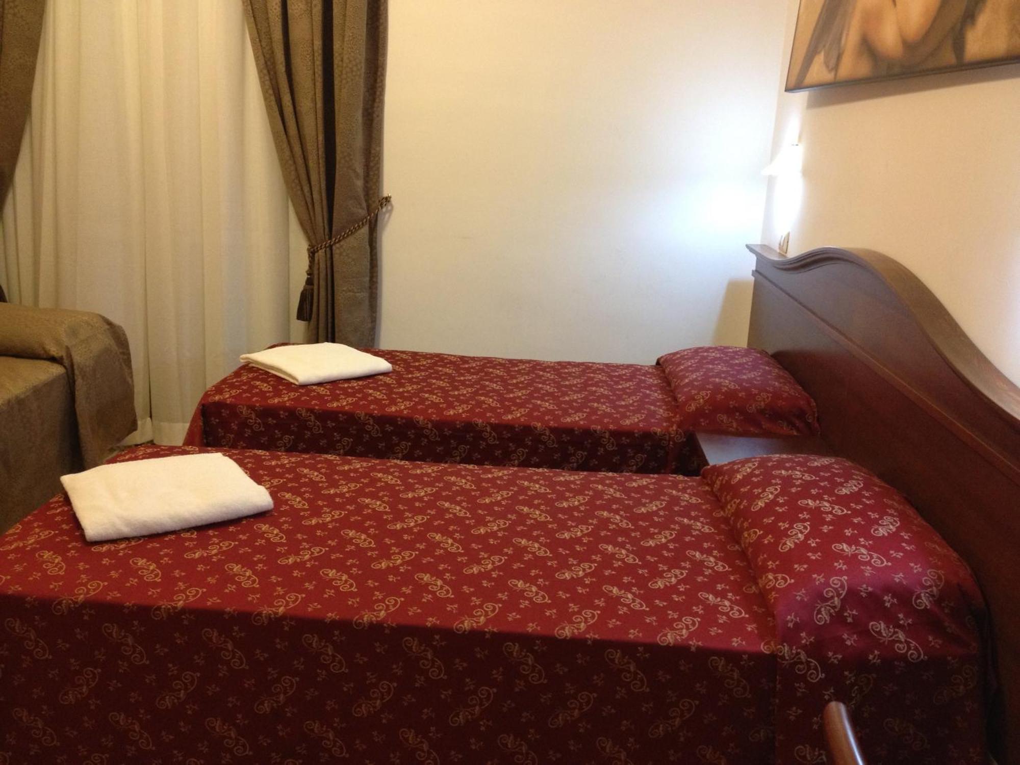 Guesthouse Alex II Gasthof 2*