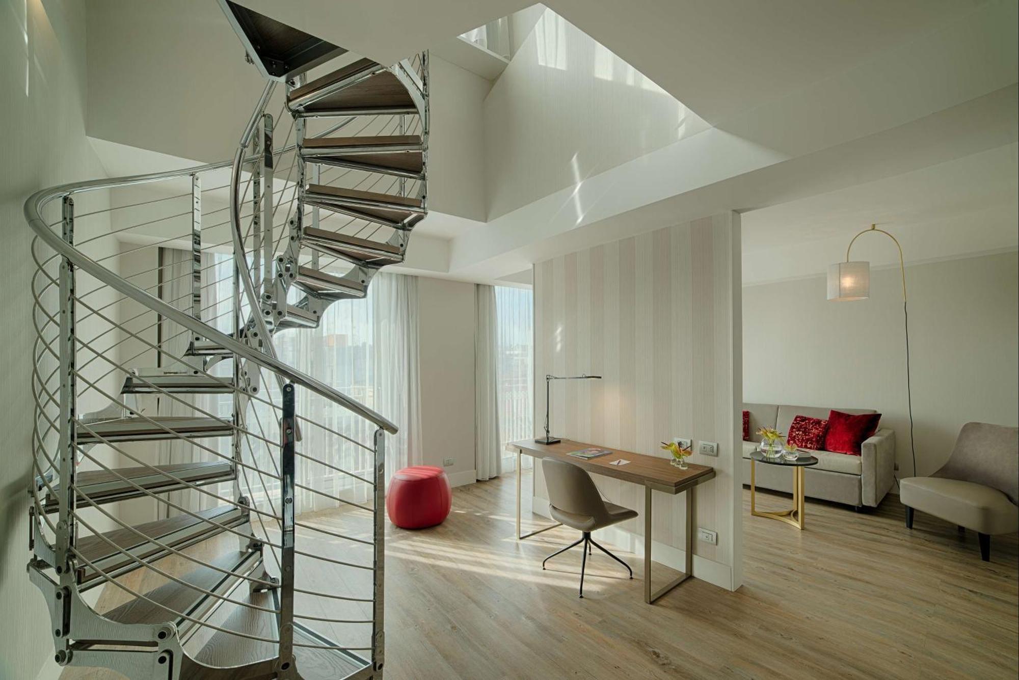 Nh Collection Centro Hotel 4*