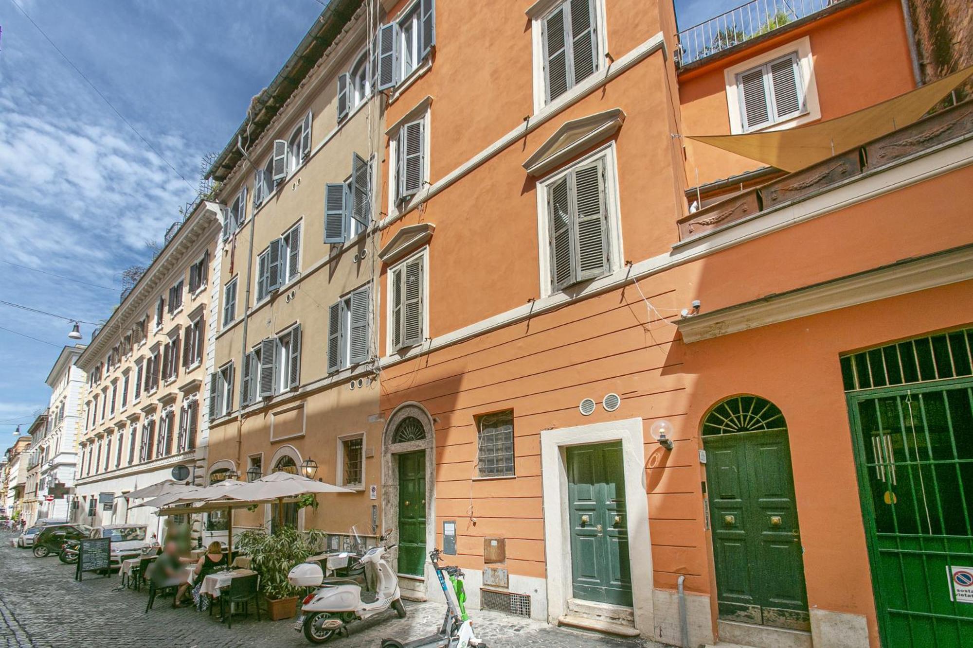 Appartamento Terrazza A San Pietro *