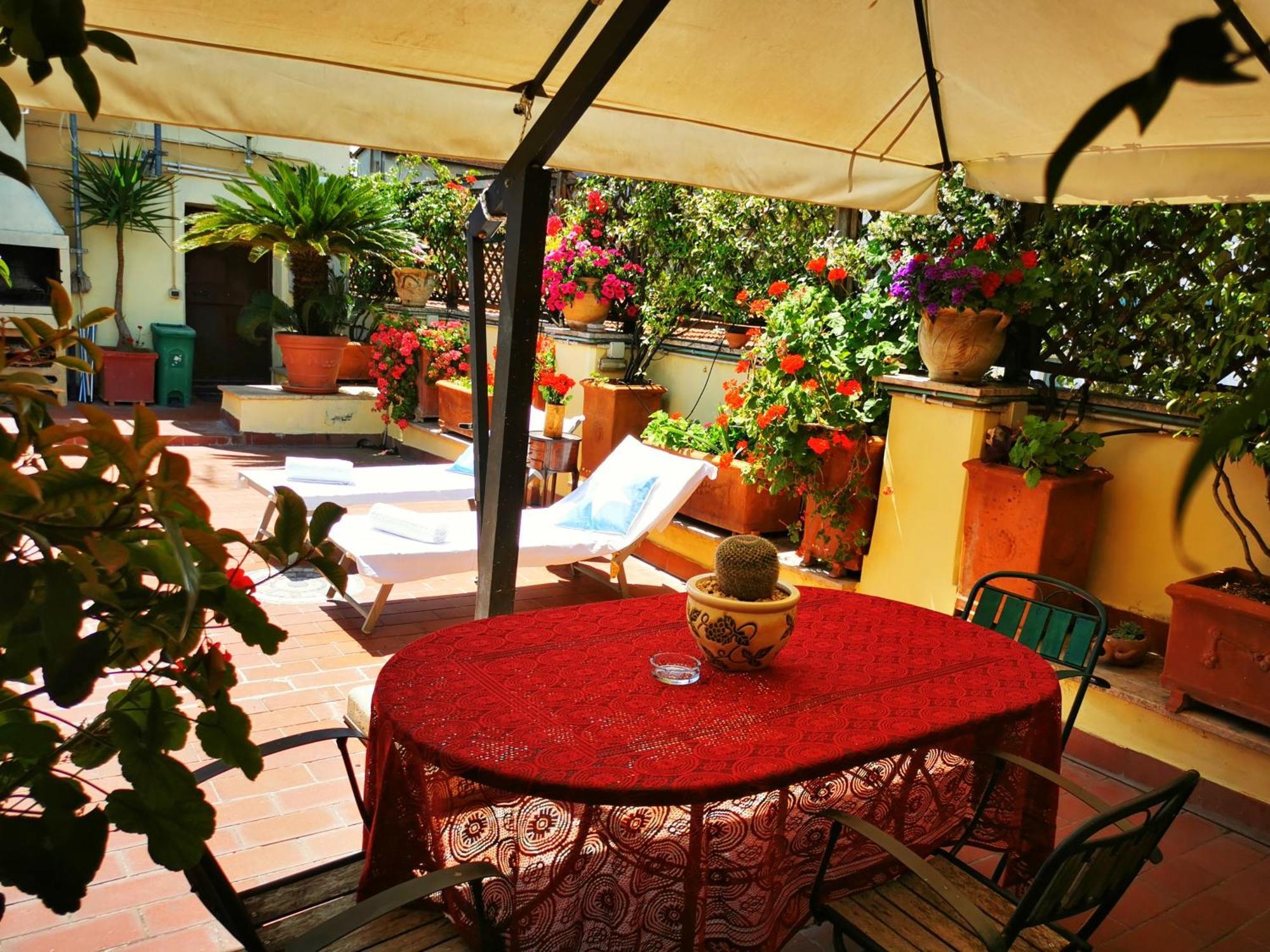 Gjestgiverier Attic Garden *