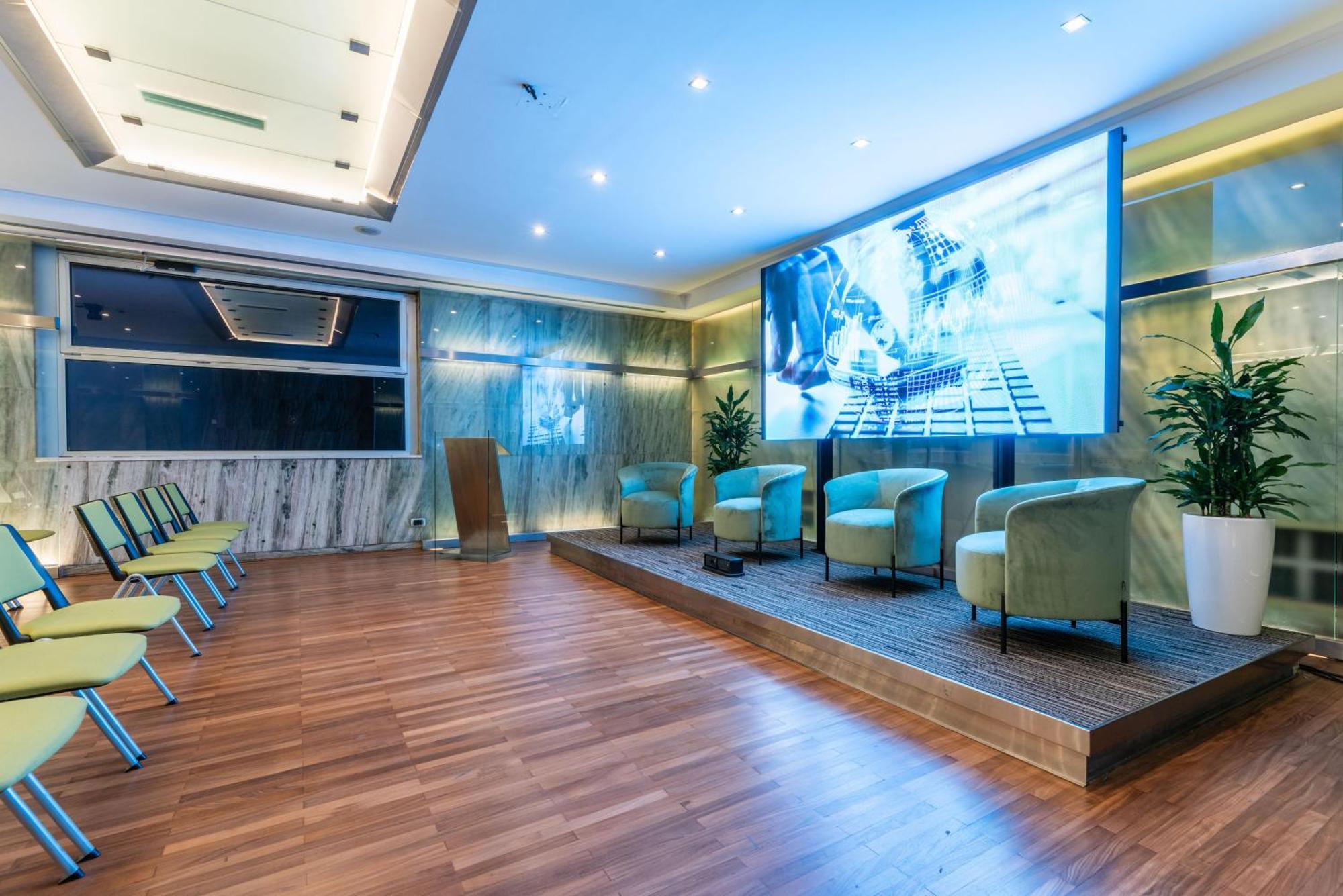 Hotel Western Premier Royal Santina 4*