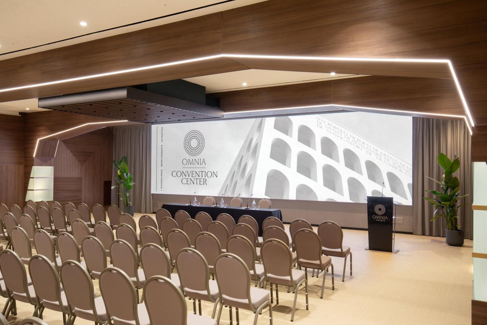 Shangri-la By Omnia Hotel Rome
