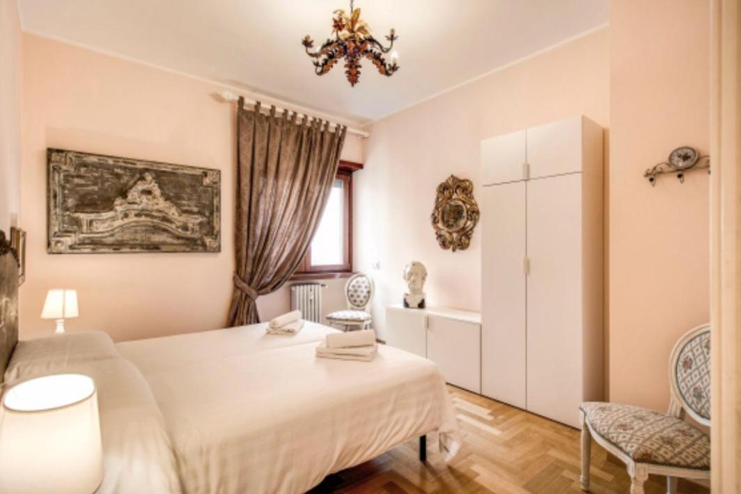 La Dolce Of Via Veneto - Prestigious With Wonderful Terrace In The Historic Center