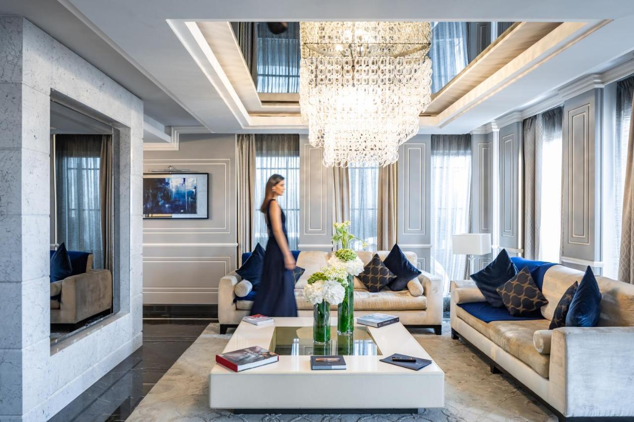 Baglioni Regina - The Leading Of The World