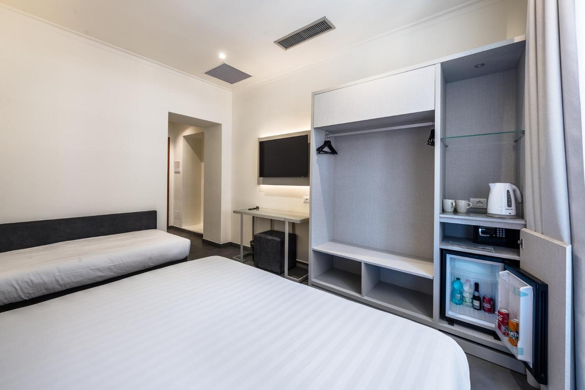California 3* Rom