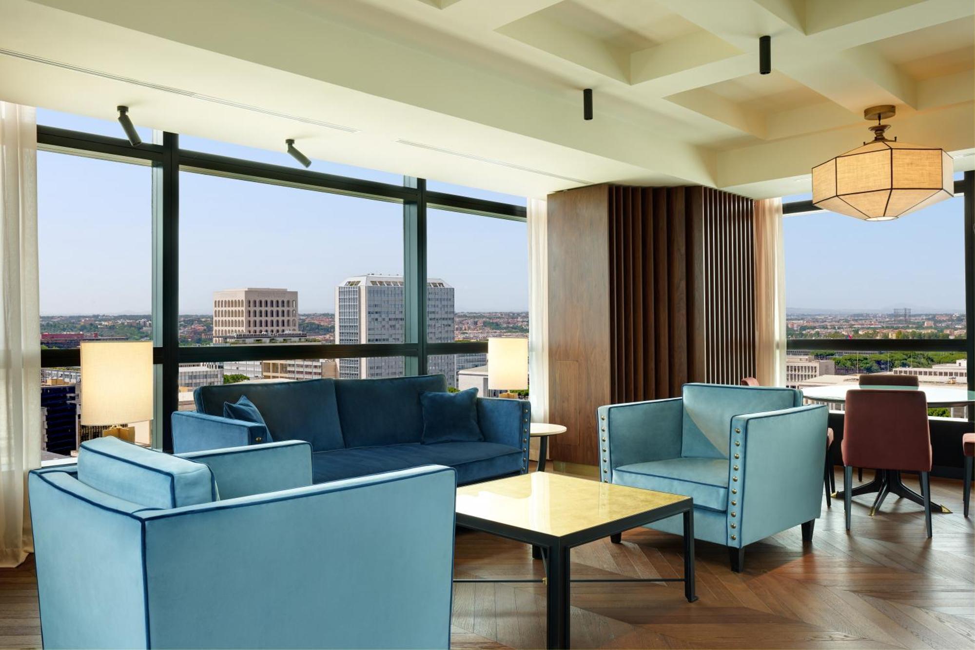 Hilton Eur La 4*