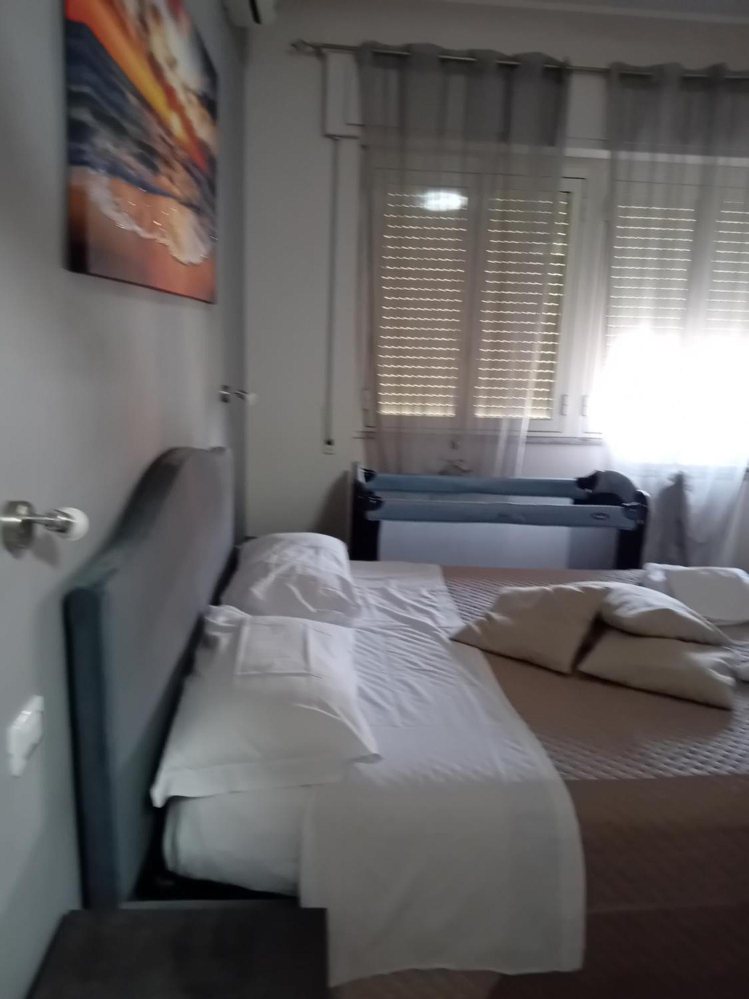 A Casa Di Lo Apartment *
