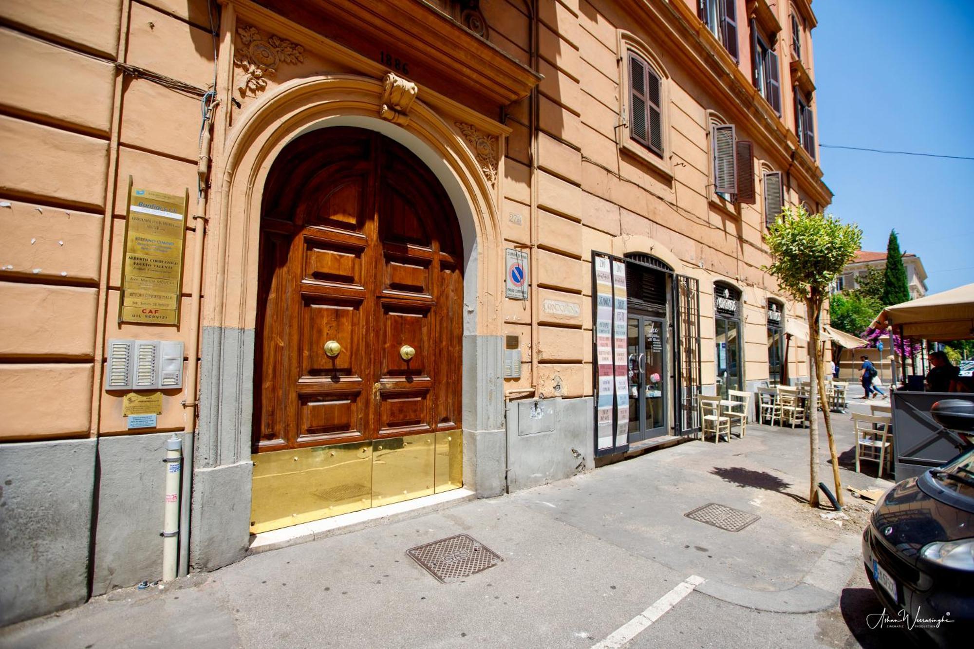 Apartment Vatican Roof Luxury Tiffany Terrasse Privee Rom