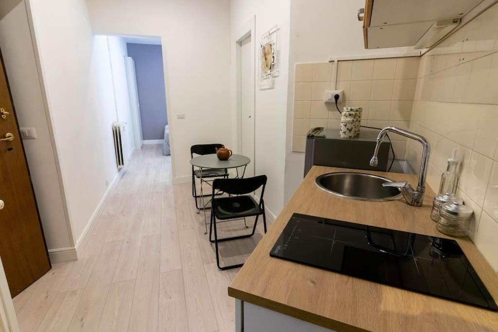 Apartamento Ristrutturato A 1600mt Dal Colosseo *