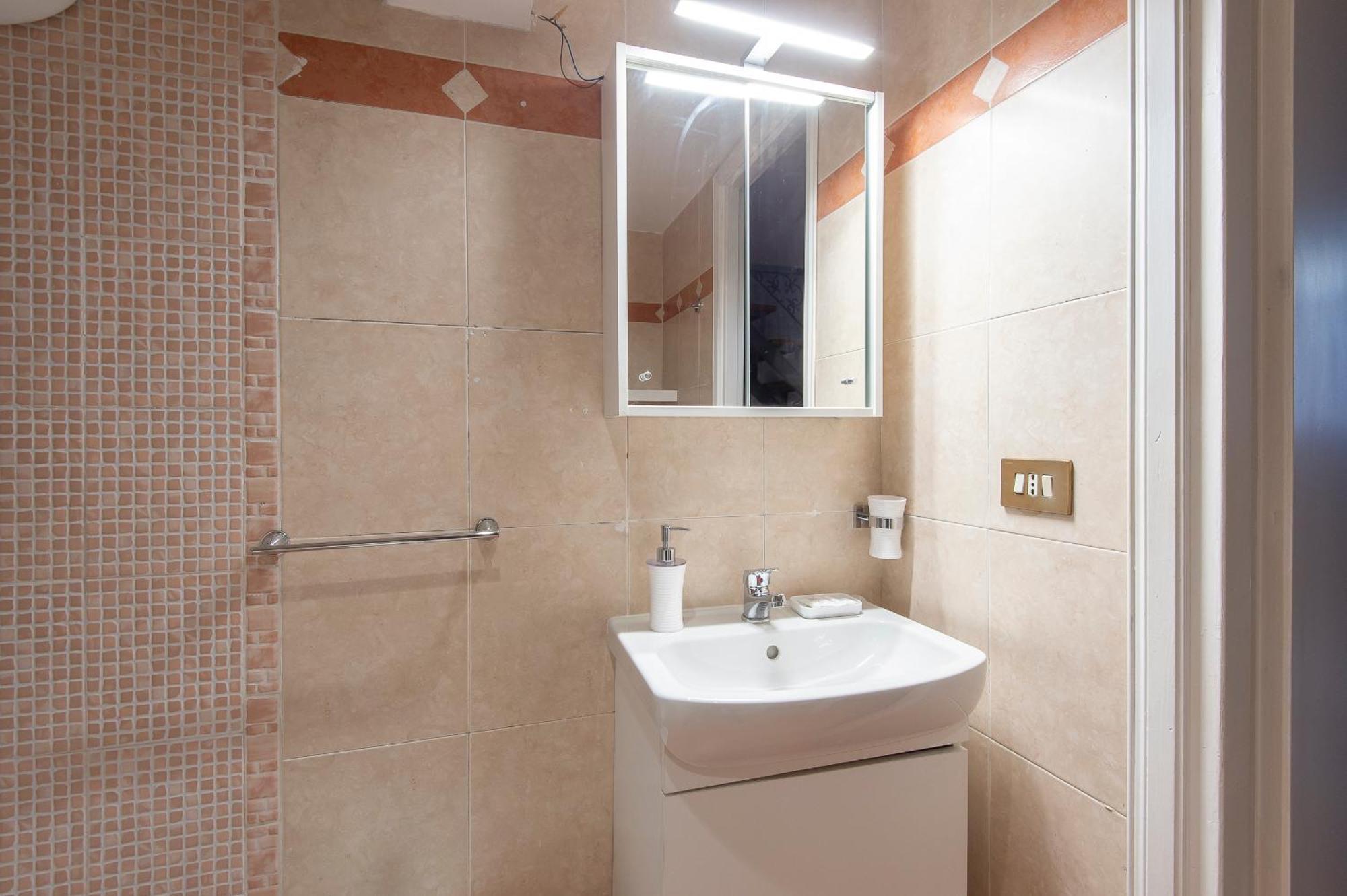 Vittorio Elegant Two Bedroom Appartamento Roma
