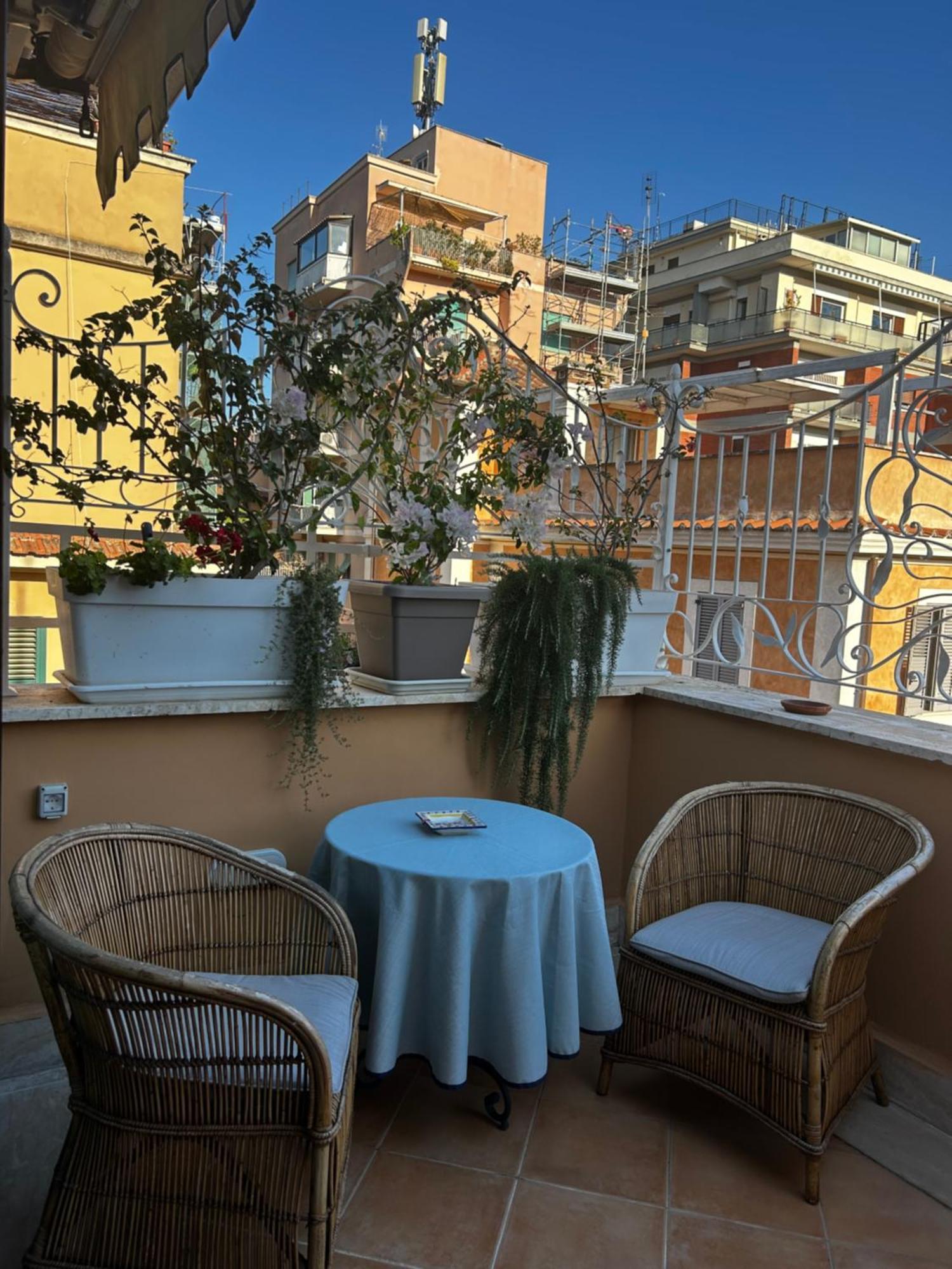 La Finestra Su San Pietro Terrace And View Apartamento Roma
