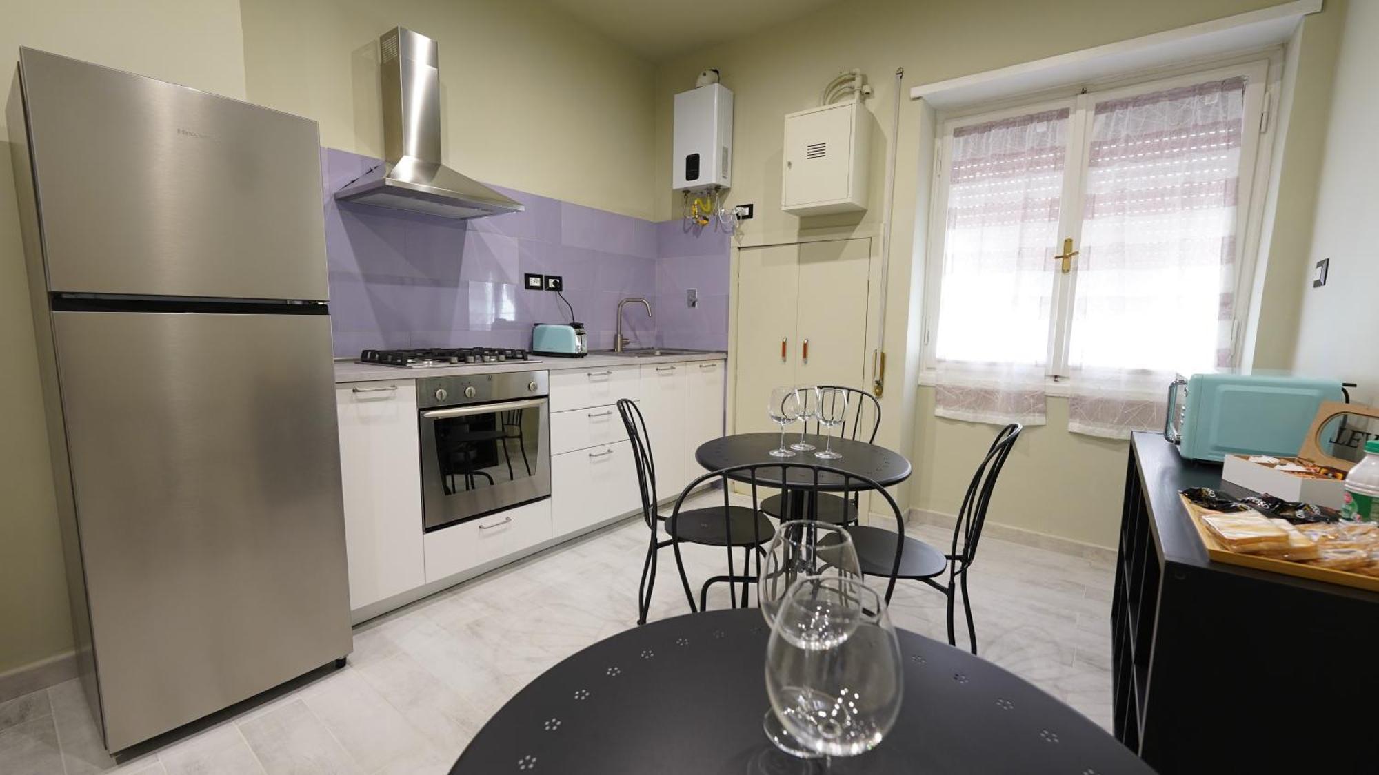 Apartamento Tina's House Near Metro A *
