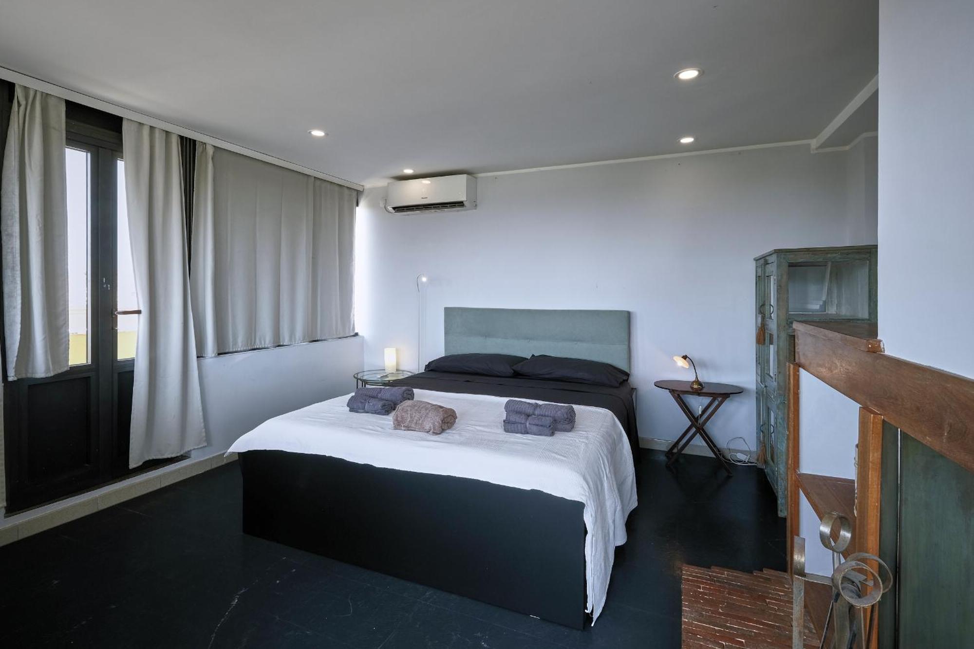 Apartment Forlanini Loft Trastevere By Casa E Lode - Terrace Panoramic View, Air Conditioning, Wifi