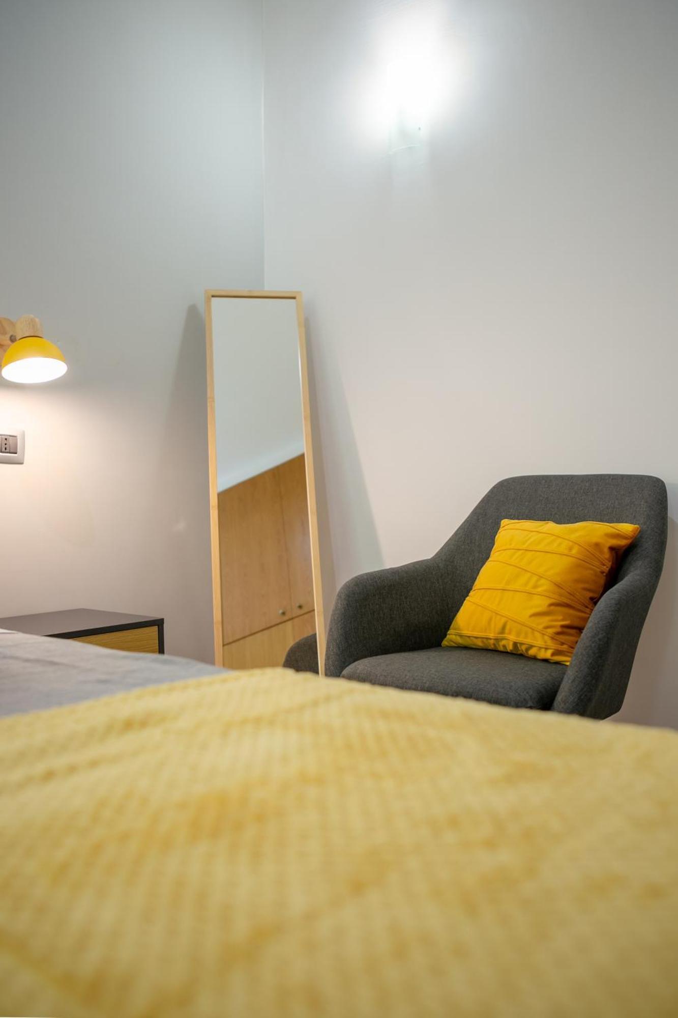 Mustard S Camillo - Homes Apartamento *