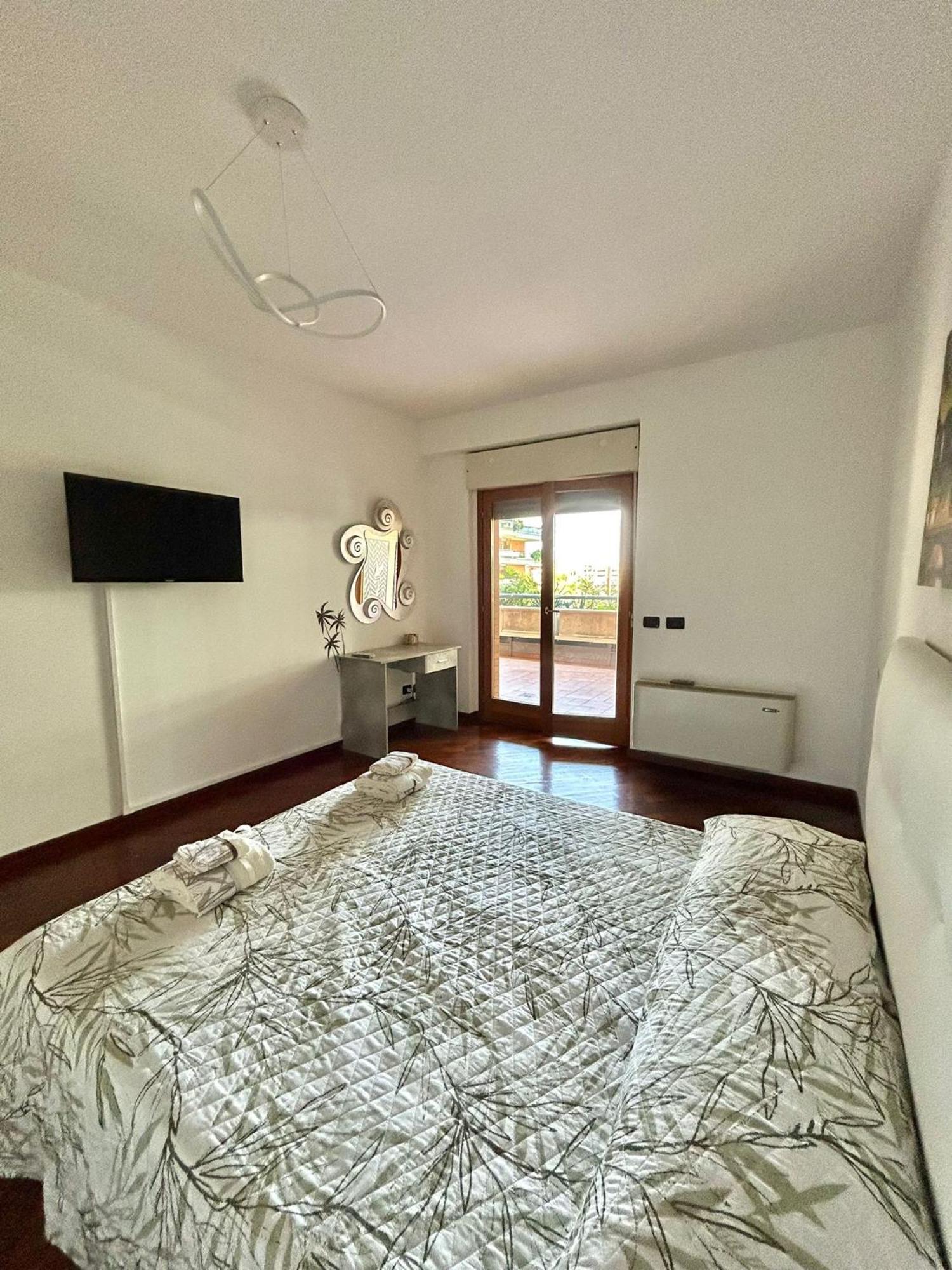 Apartamento Eur Con Piscina Esterna Roma