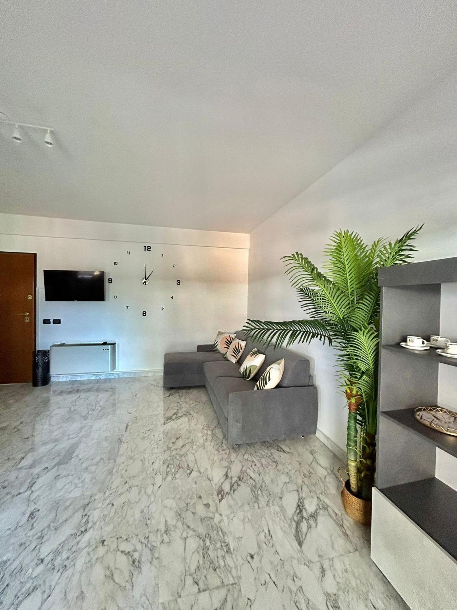 Apartamento Eur Con Piscina Esterna Roma