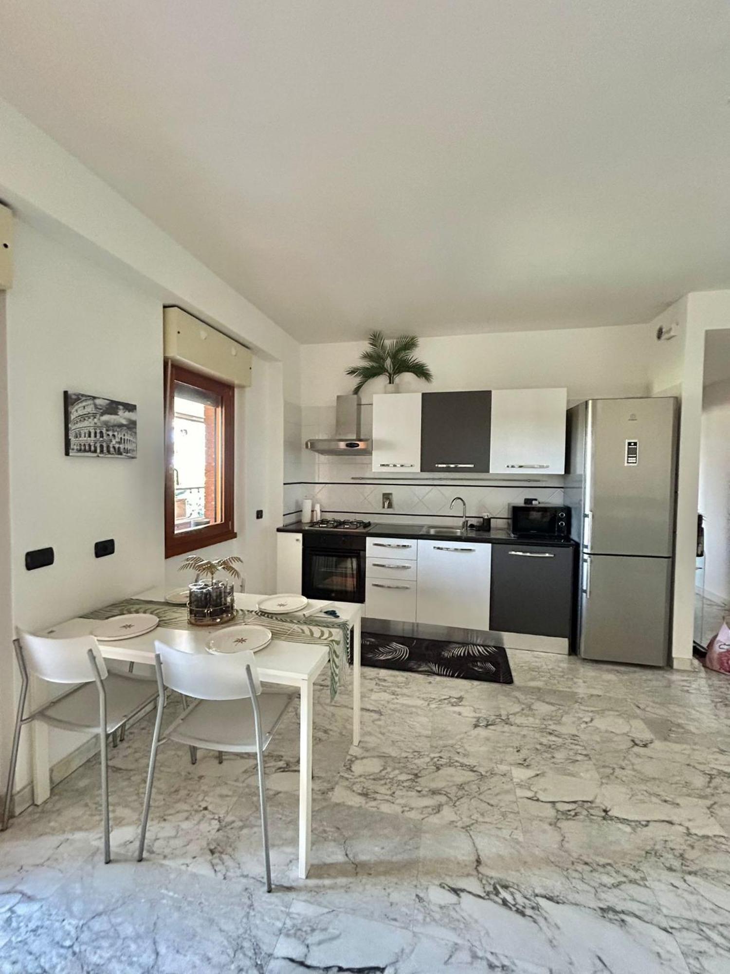 Apartamento Eur Con Piscina Esterna *