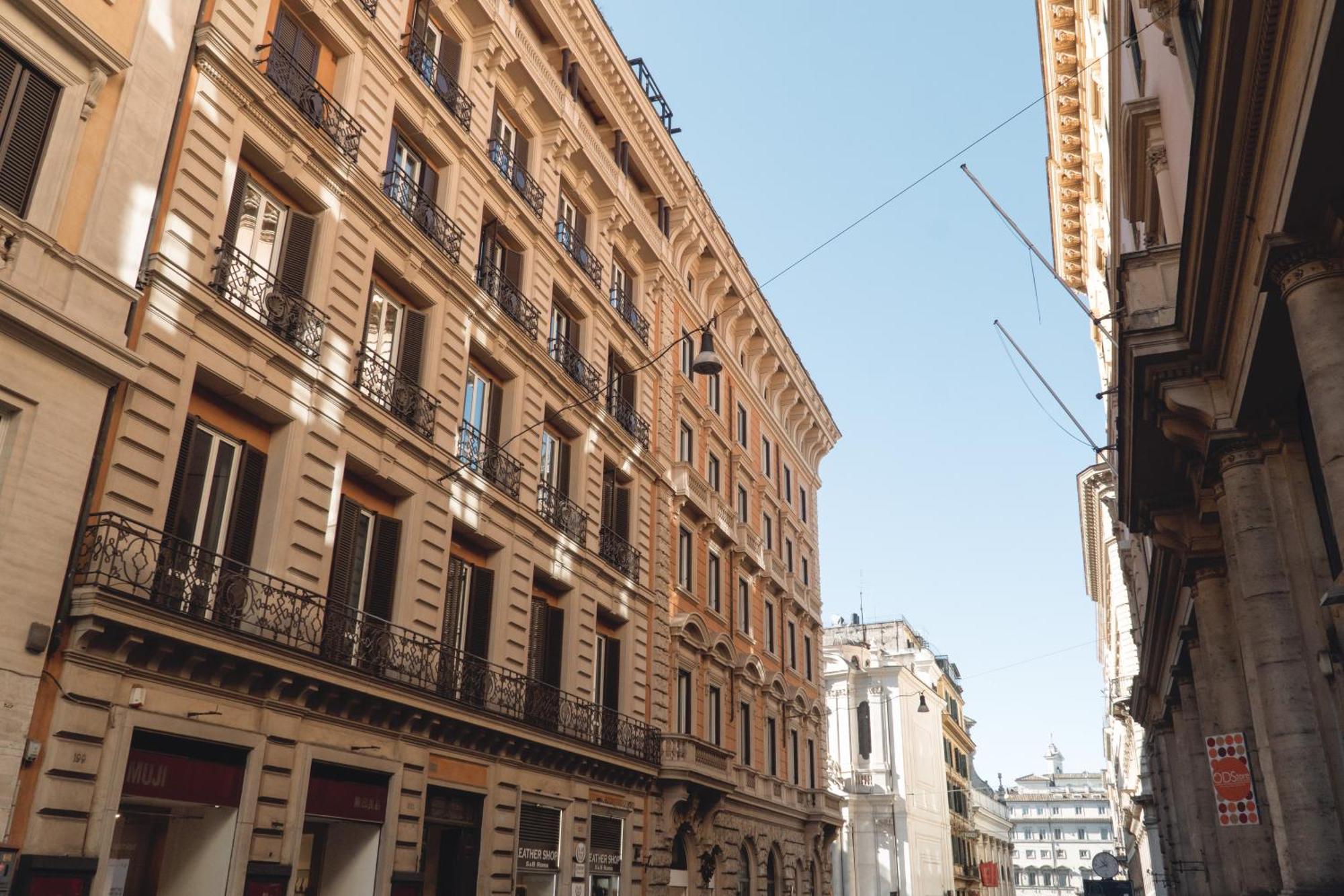 Alojamento de Acomodação e Pequeno-almoço Tritone Luxury Fontana Di Trevi *