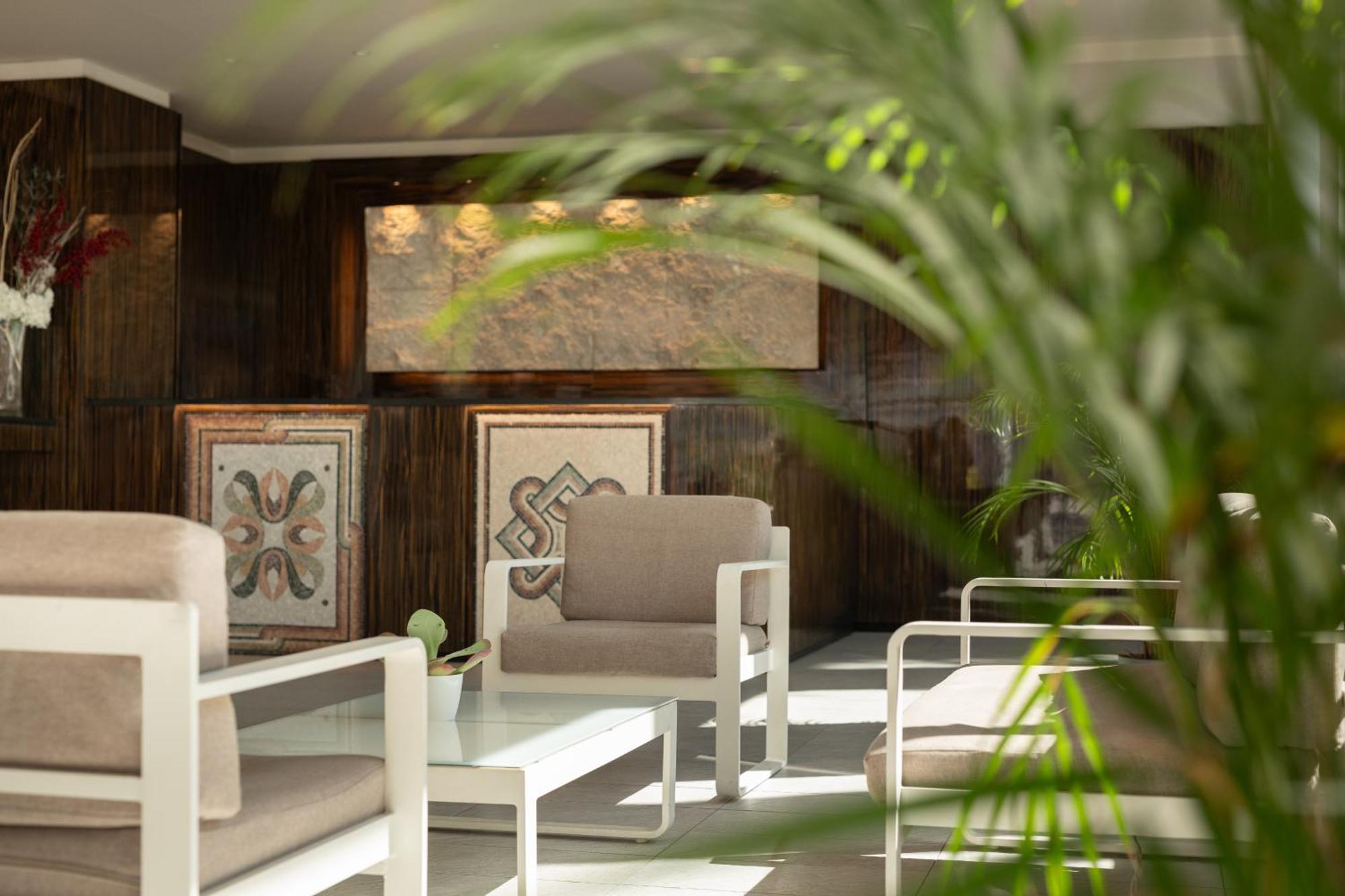Cristoforo Colombo Hotell 4*