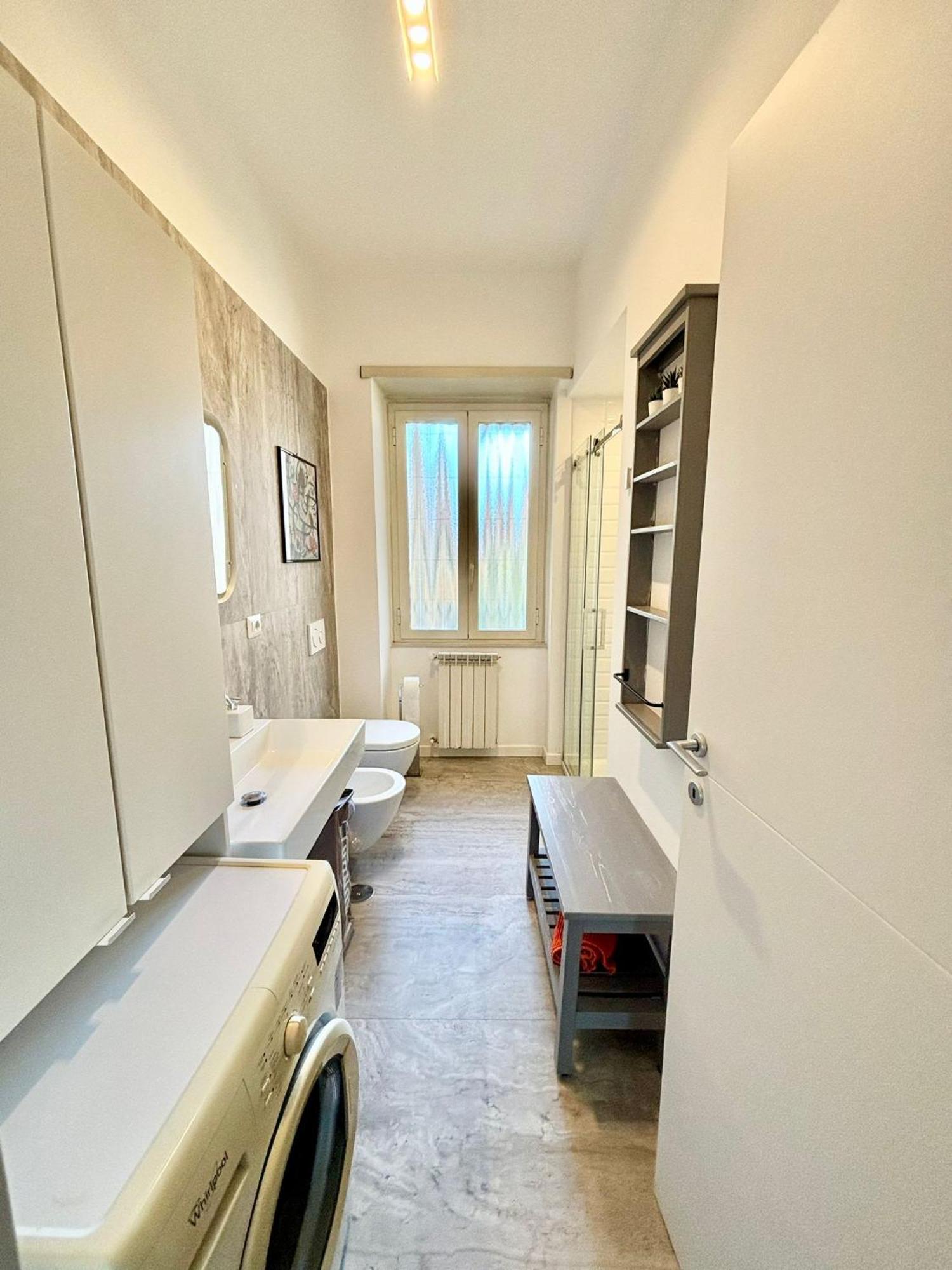 Good Living * Roma