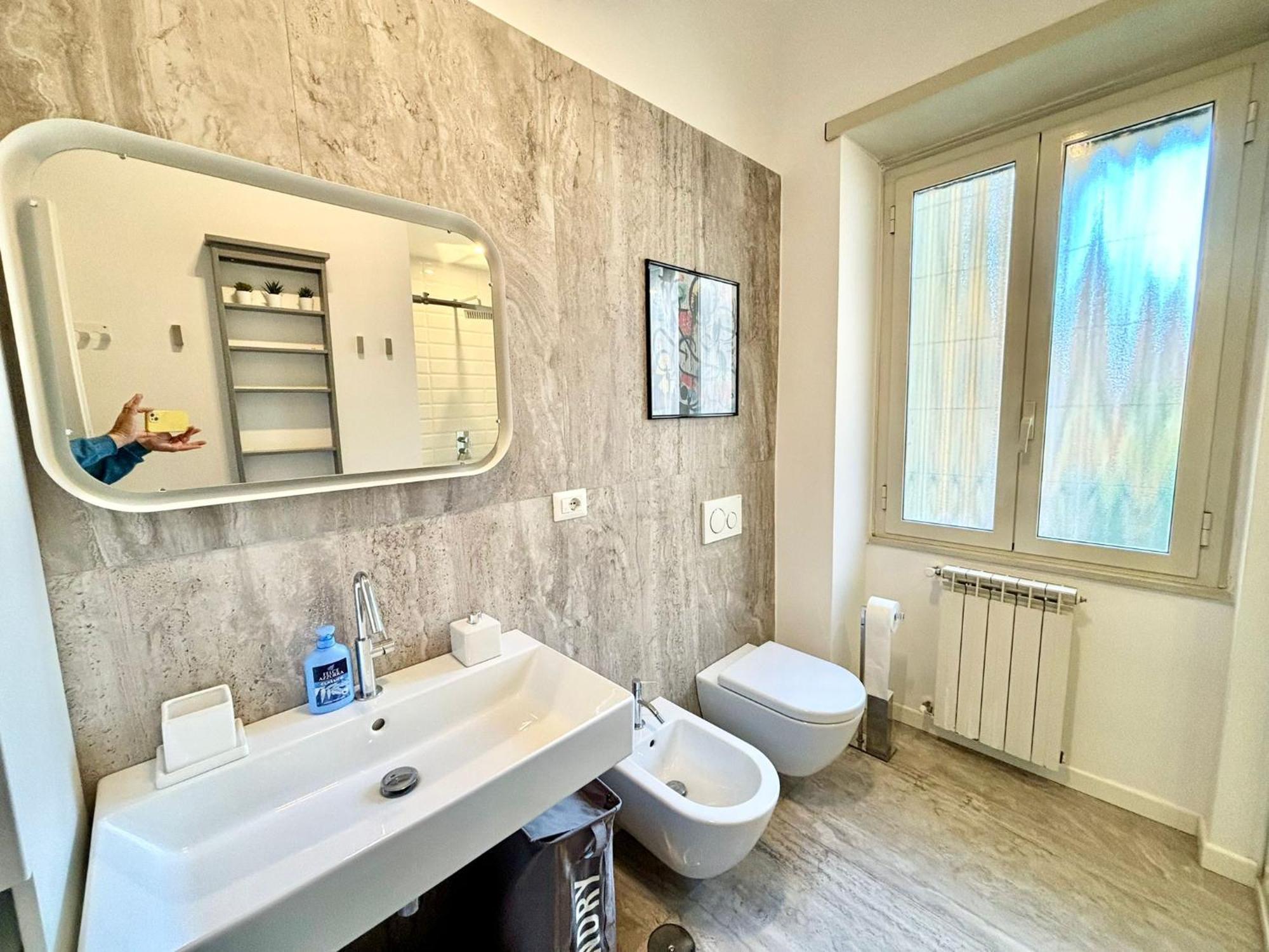 Good Living Roma
