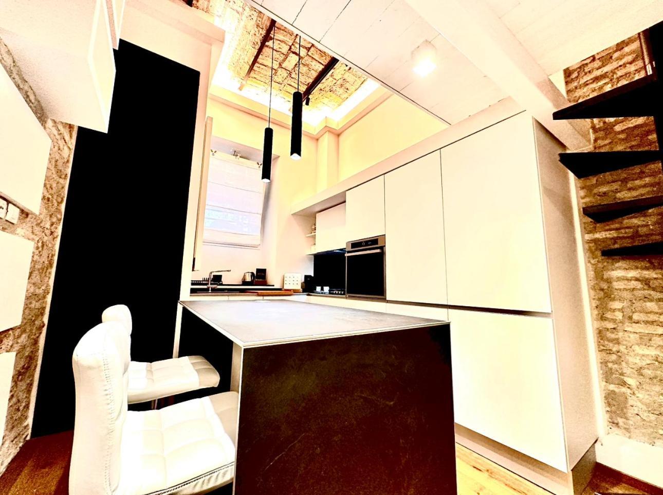 Apartamento Buonarroti Art Home. Luxury And History At