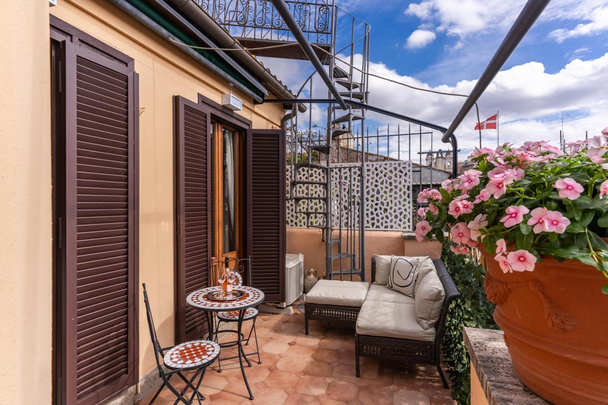 Twilight Terrace - Piazza Di Spagna * Rom