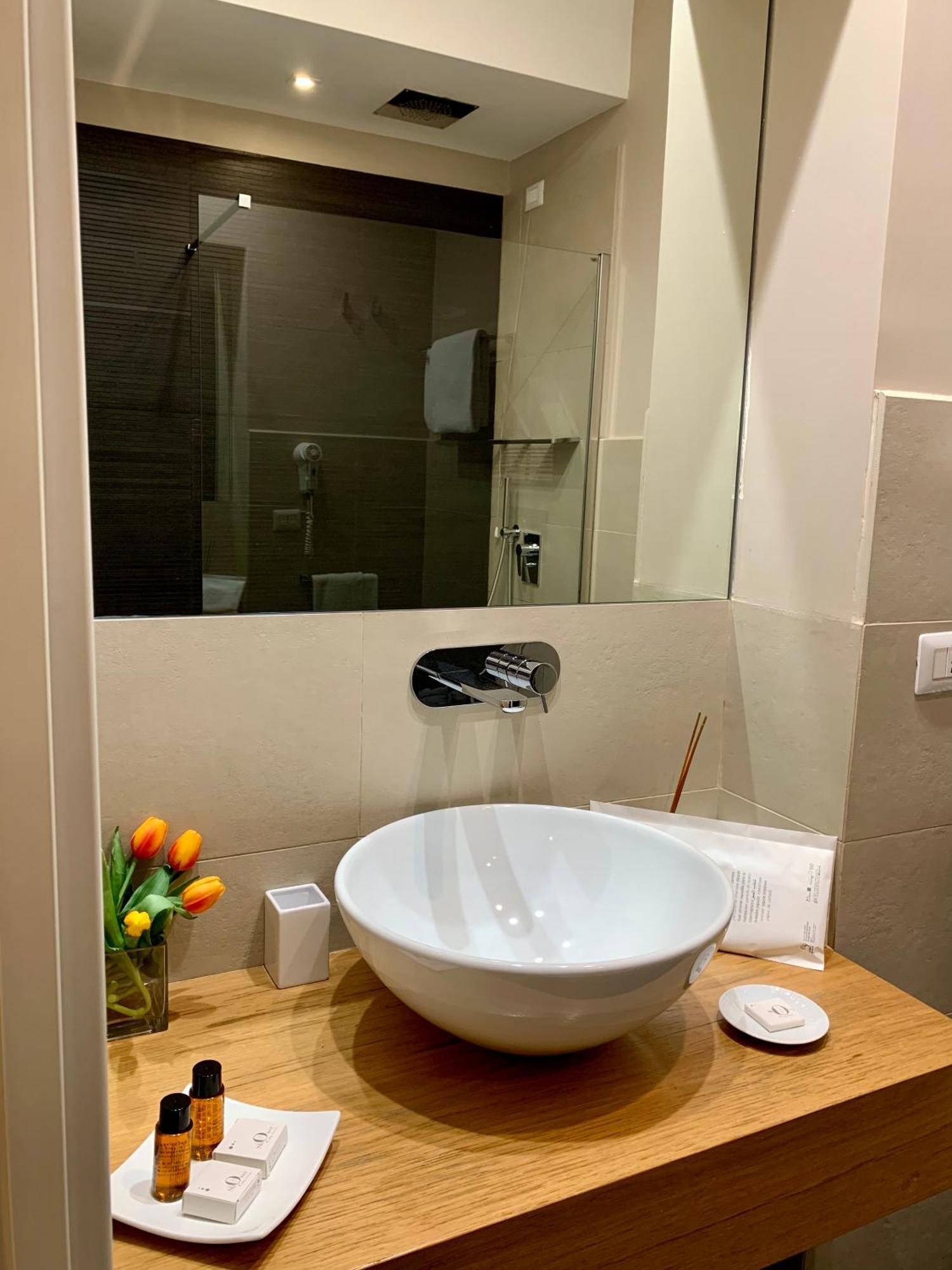 900 Piazza Del Popolo Bed & Breakfast
