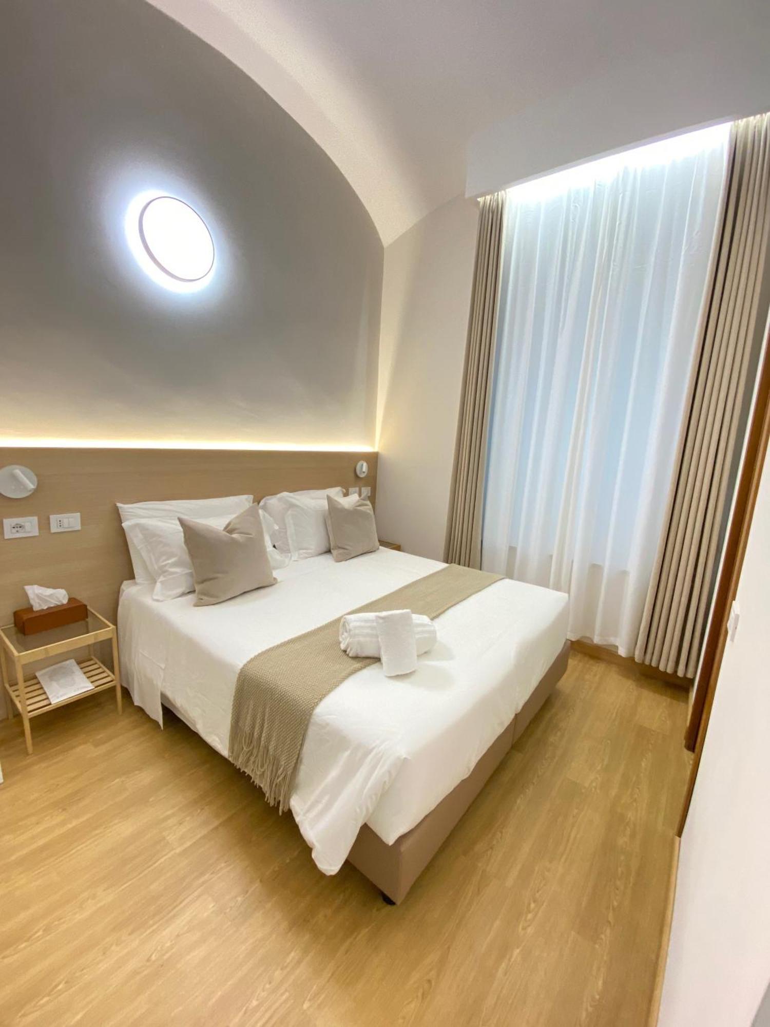 Pensión May Home Guest House *