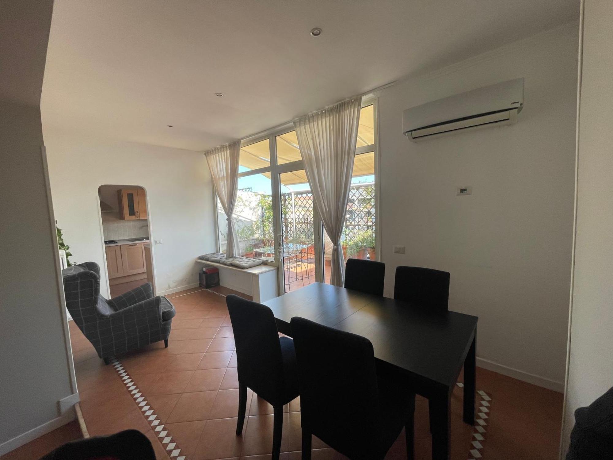 Via Veneto Penthouse Leilighet