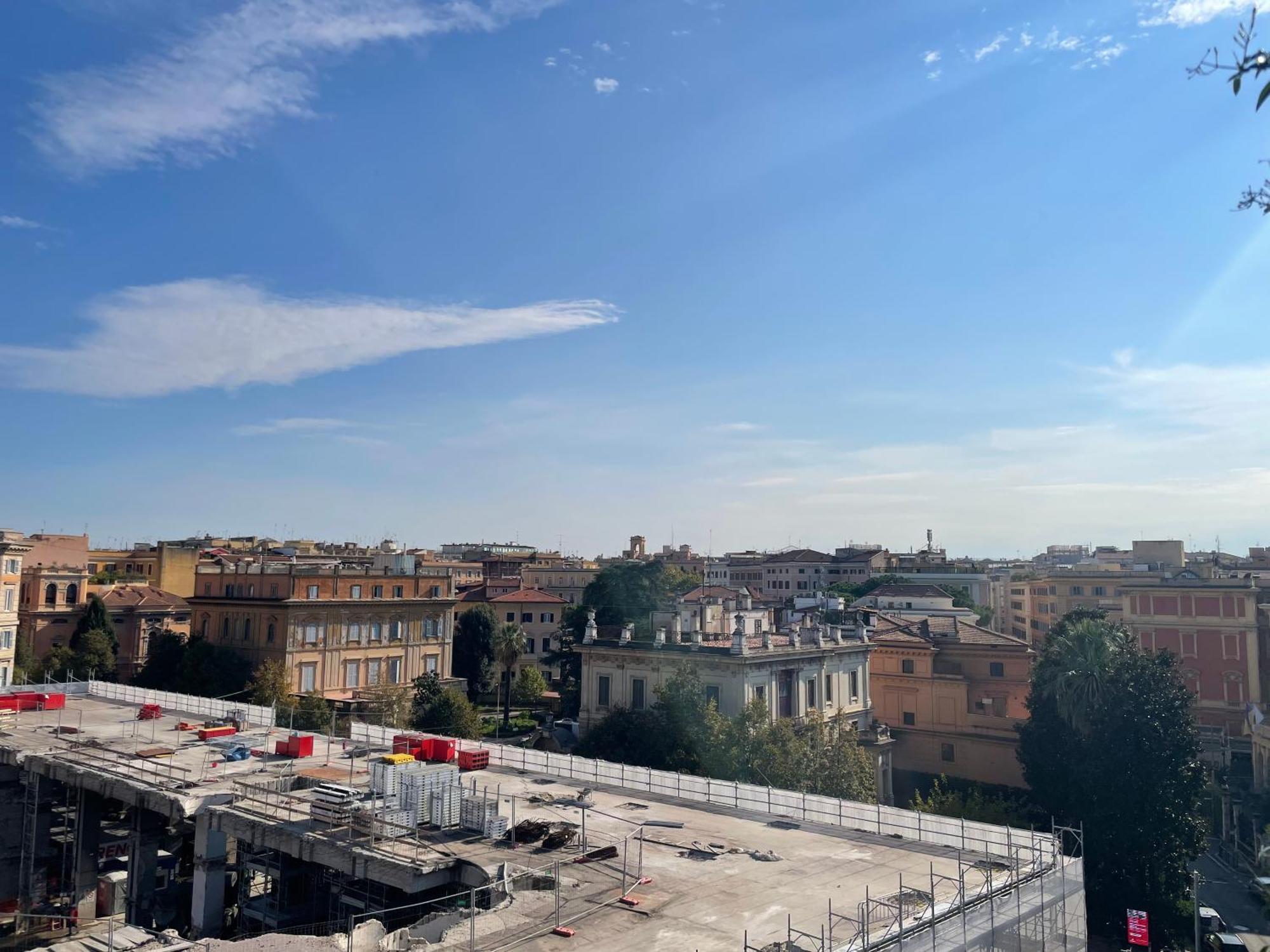 Via Veneto Penthouse Leilighet