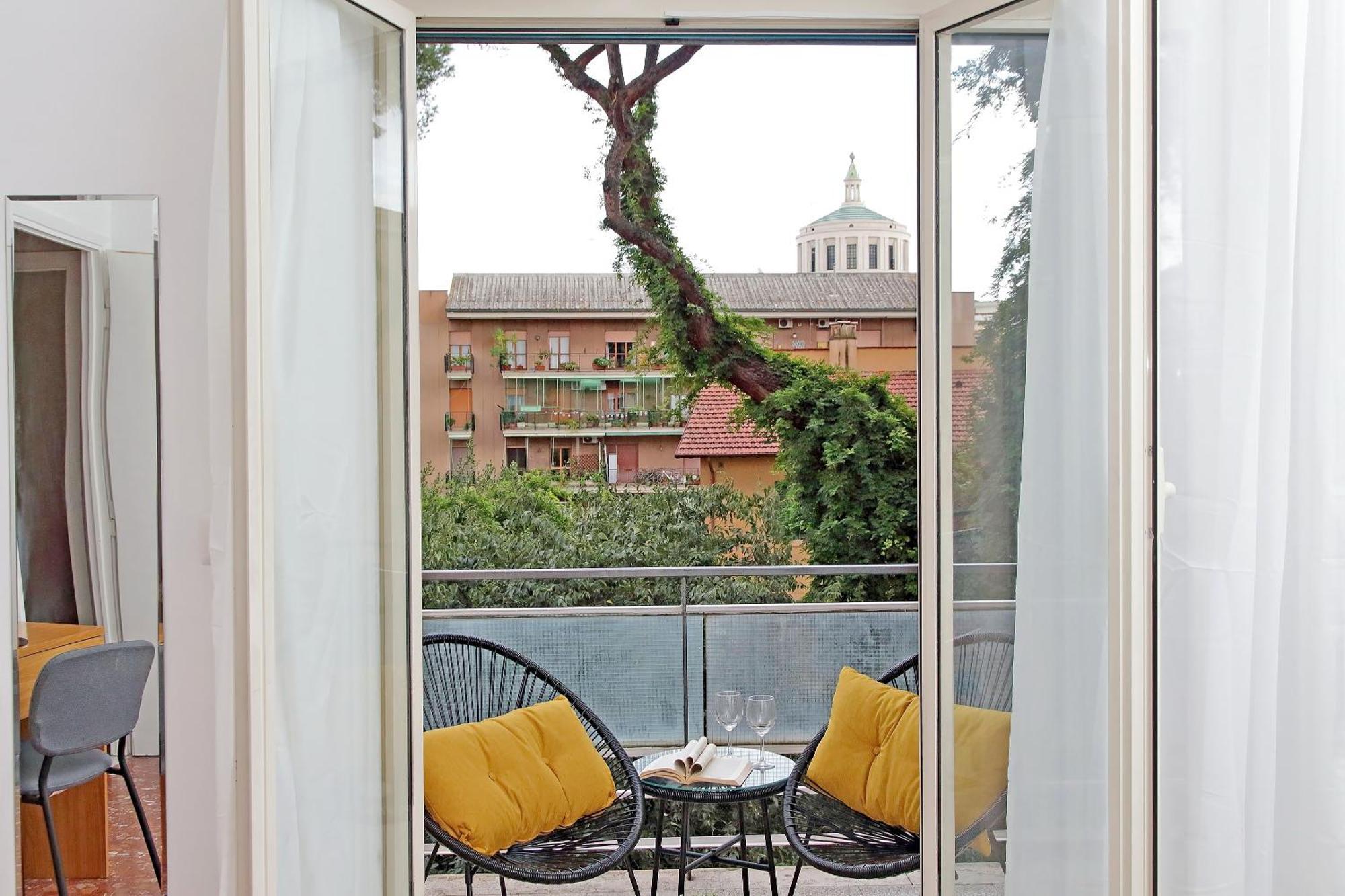 Carmen's Flat Apartment Rome