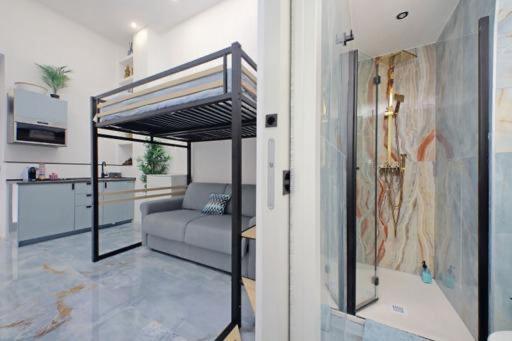 Apartamento Monti Piano Terra Particolare *
