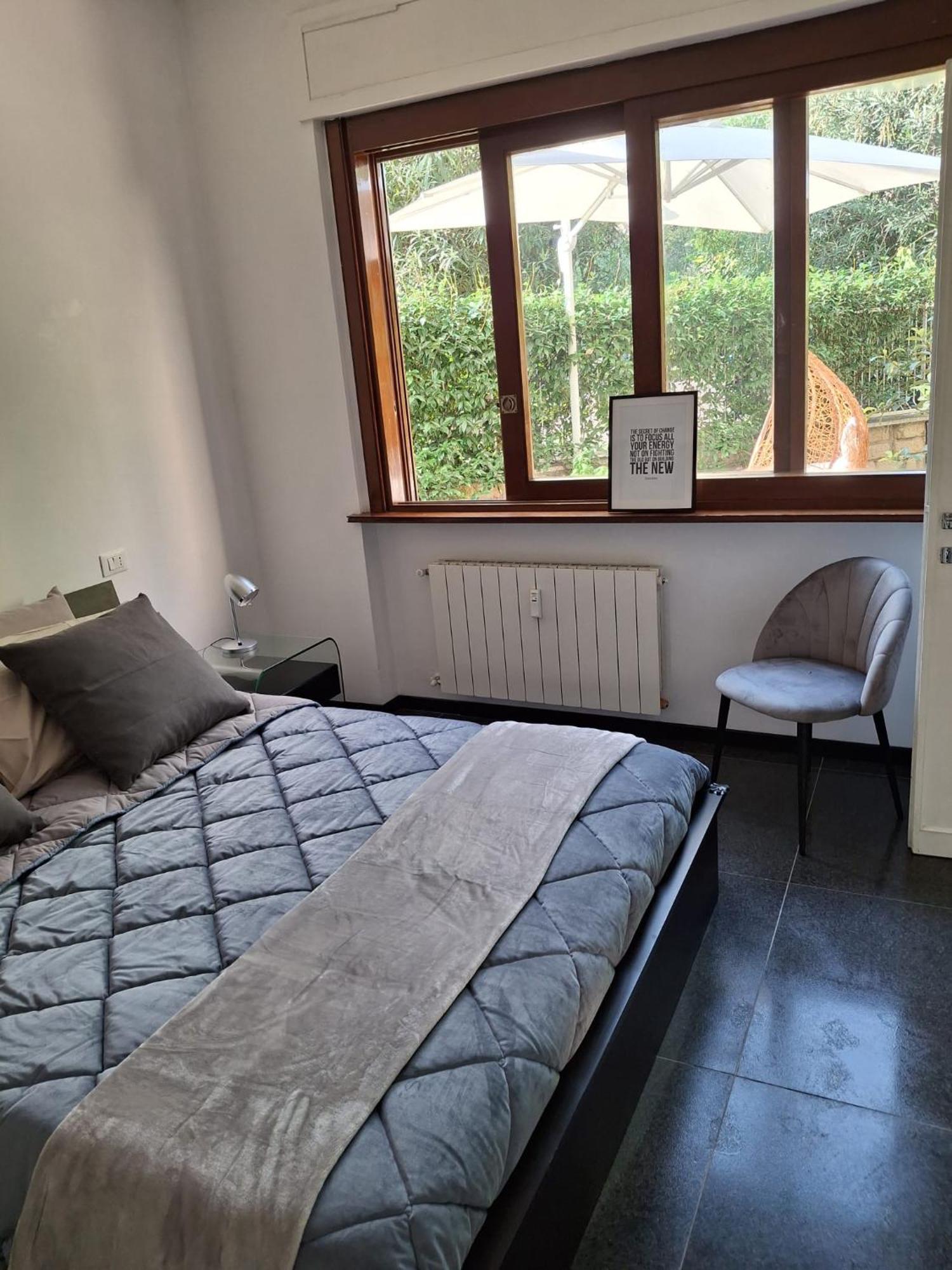 Fleming Hill - Free Private Parking & Garden Apartment Rom