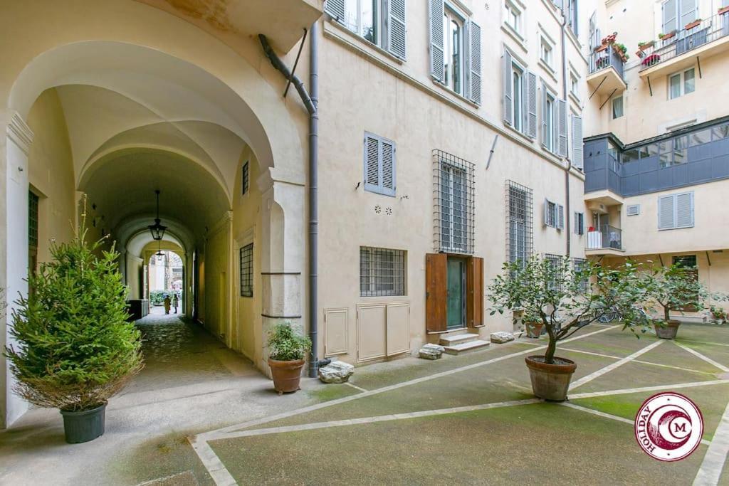 Appartamento Palazzo Scapucci A Navona Roma